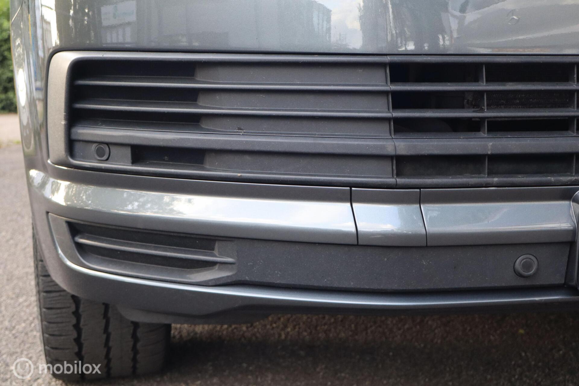 Foto van Volkswagen Transporter Caravelle
