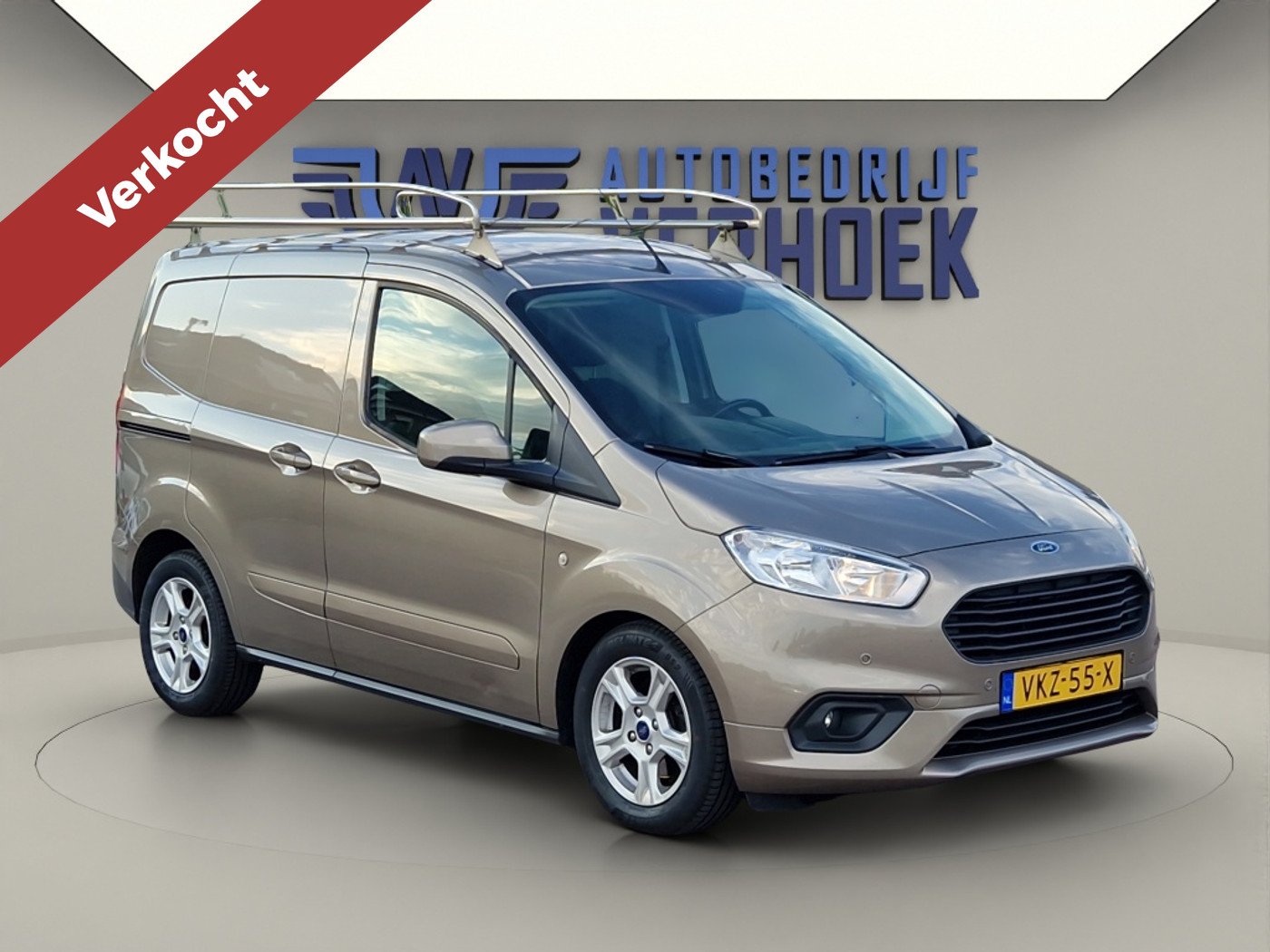 Ford Transit Courier 1.5 TDCI 100PK Limited Carplay - Stoelverwarming 2021 - voorkant