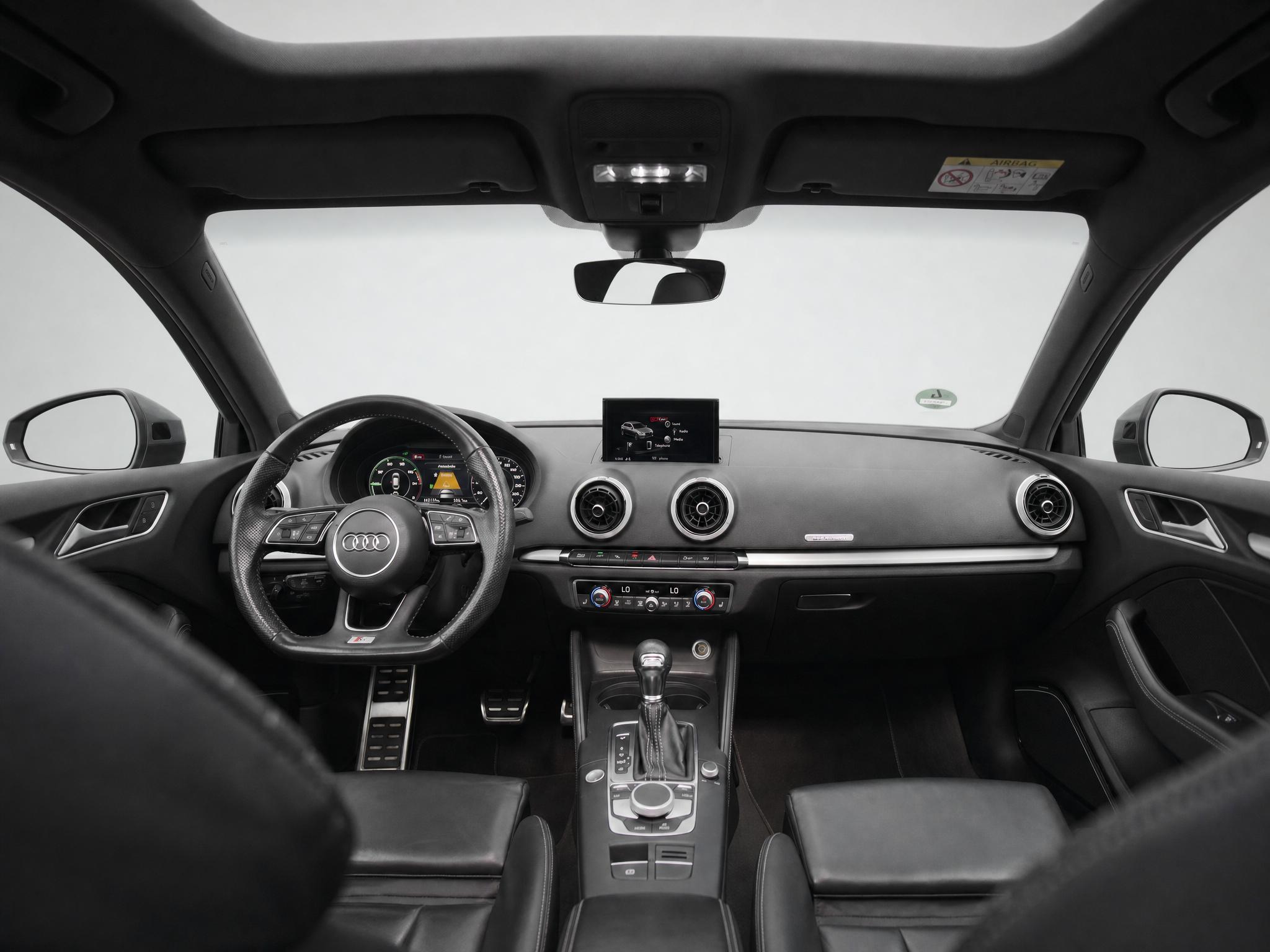Foto van Audi A3 Sportback E-tron