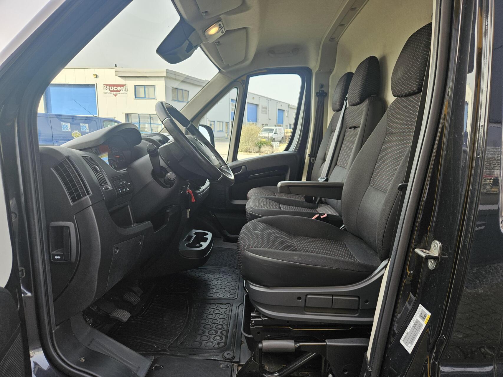 Foto van Opel Movano