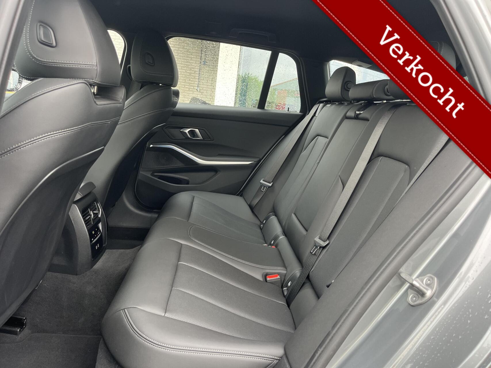 Foto van BMW 330e