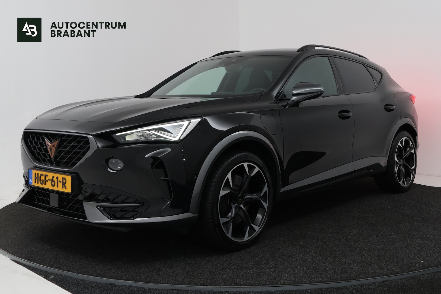 Cupra Formentor VZ E-hybrid 1.4 e-Hybrid VZ Performance (STOELVERWARMING, Soh 92%, STUURVERWARMING, ADAPTIEVE CRUISE, CAMERA, PARKEERSENSOREN) 2022 - voorkant