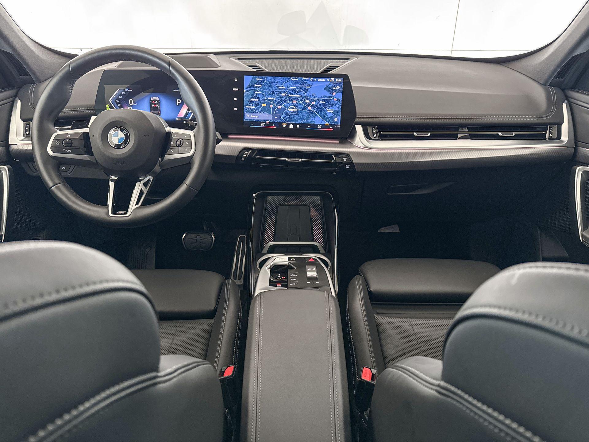 Foto van BMW X1 Xdrive23i