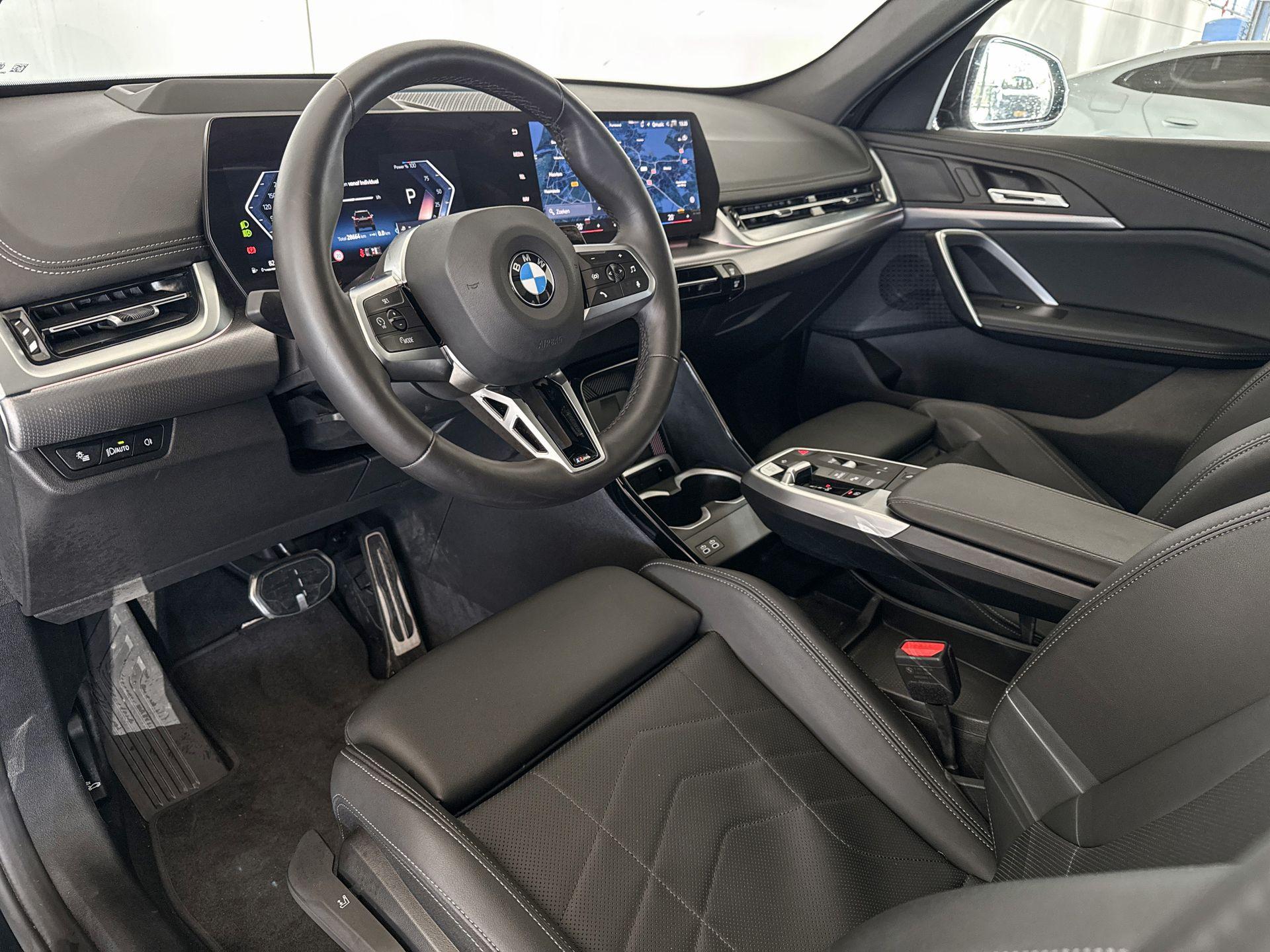 Foto van BMW X1 Xdrive23i