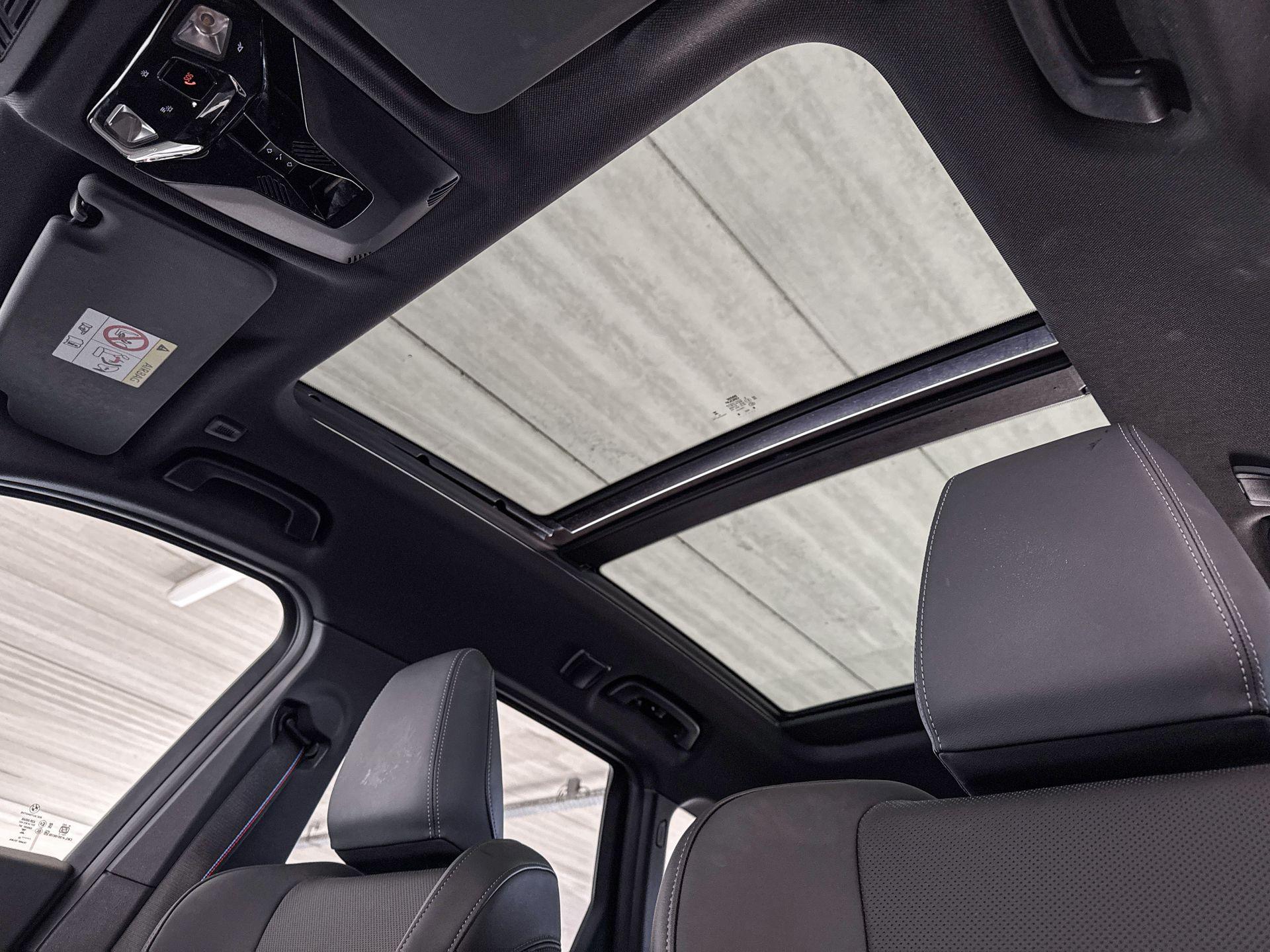 Foto van BMW X1 Xdrive23i