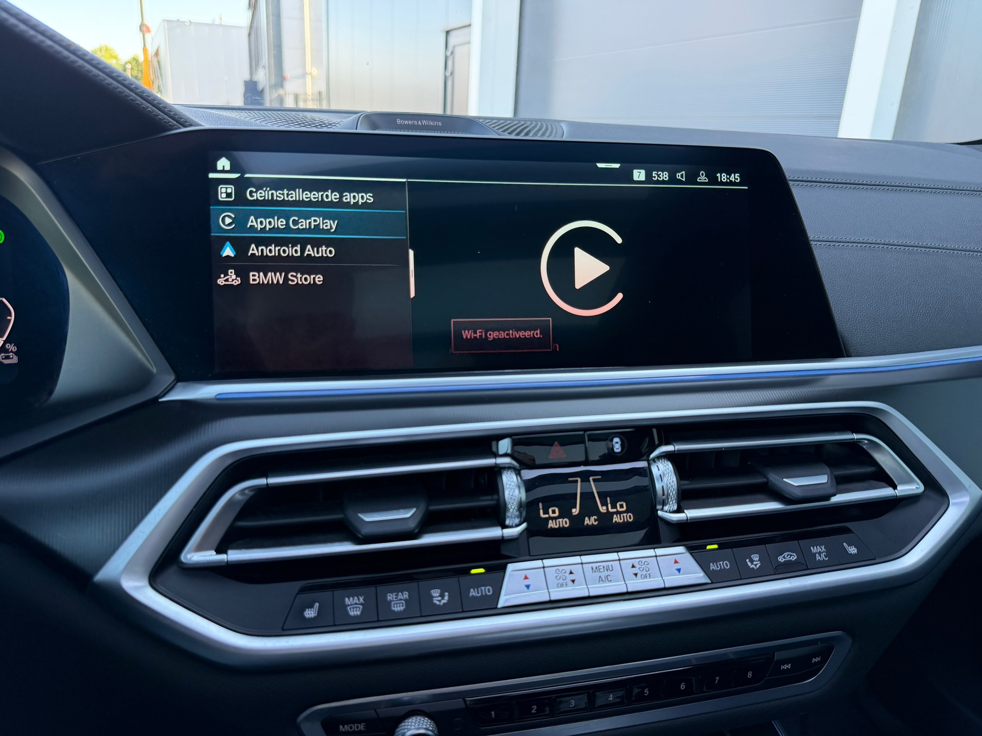 Foto van BMW X5 Xdrive45e