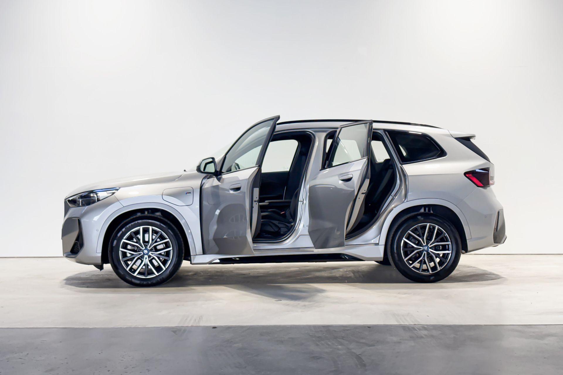 Foto van BMW X1 Xdrive25e