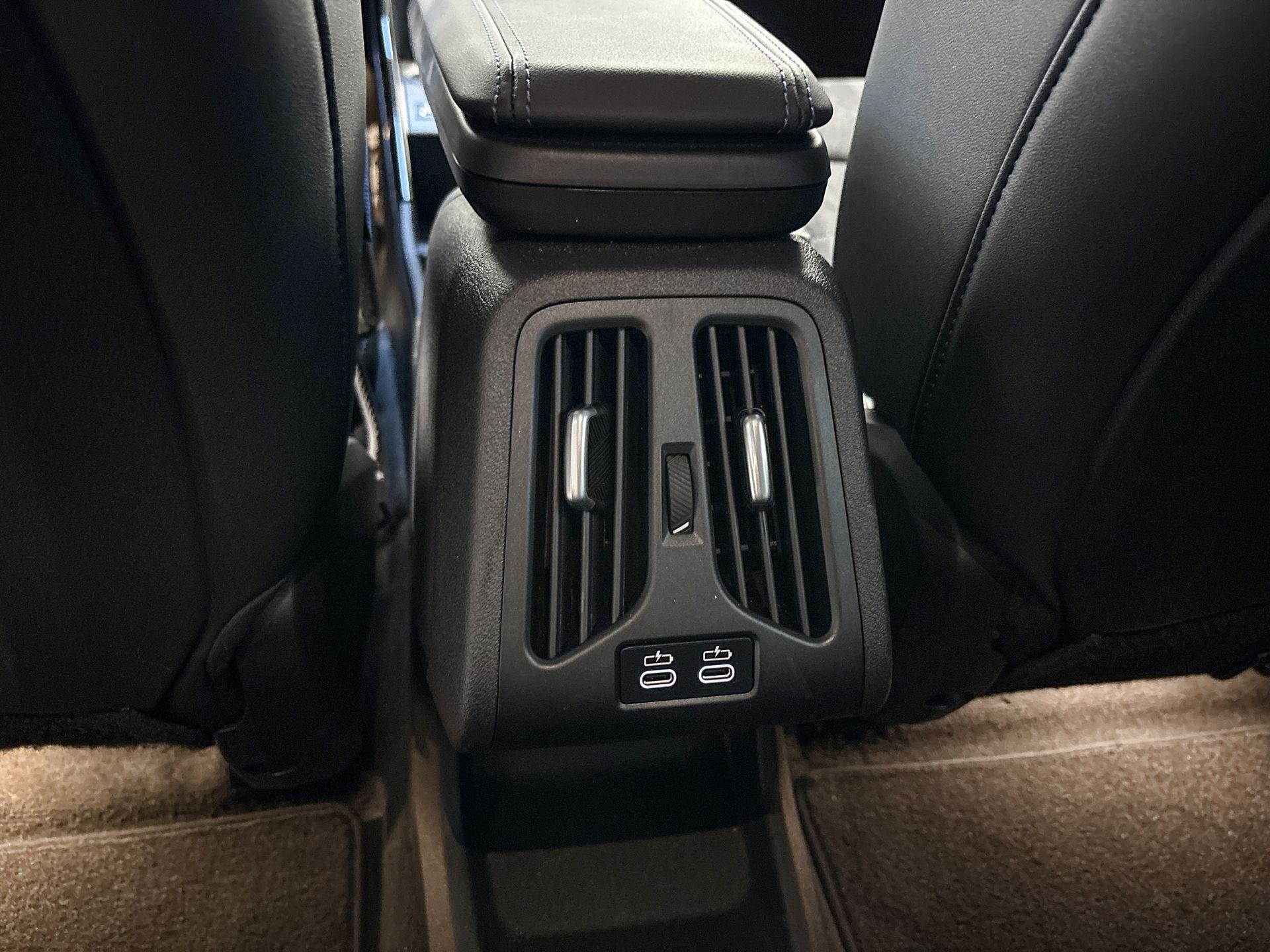 Foto van BMW X1 Xdrive25e
