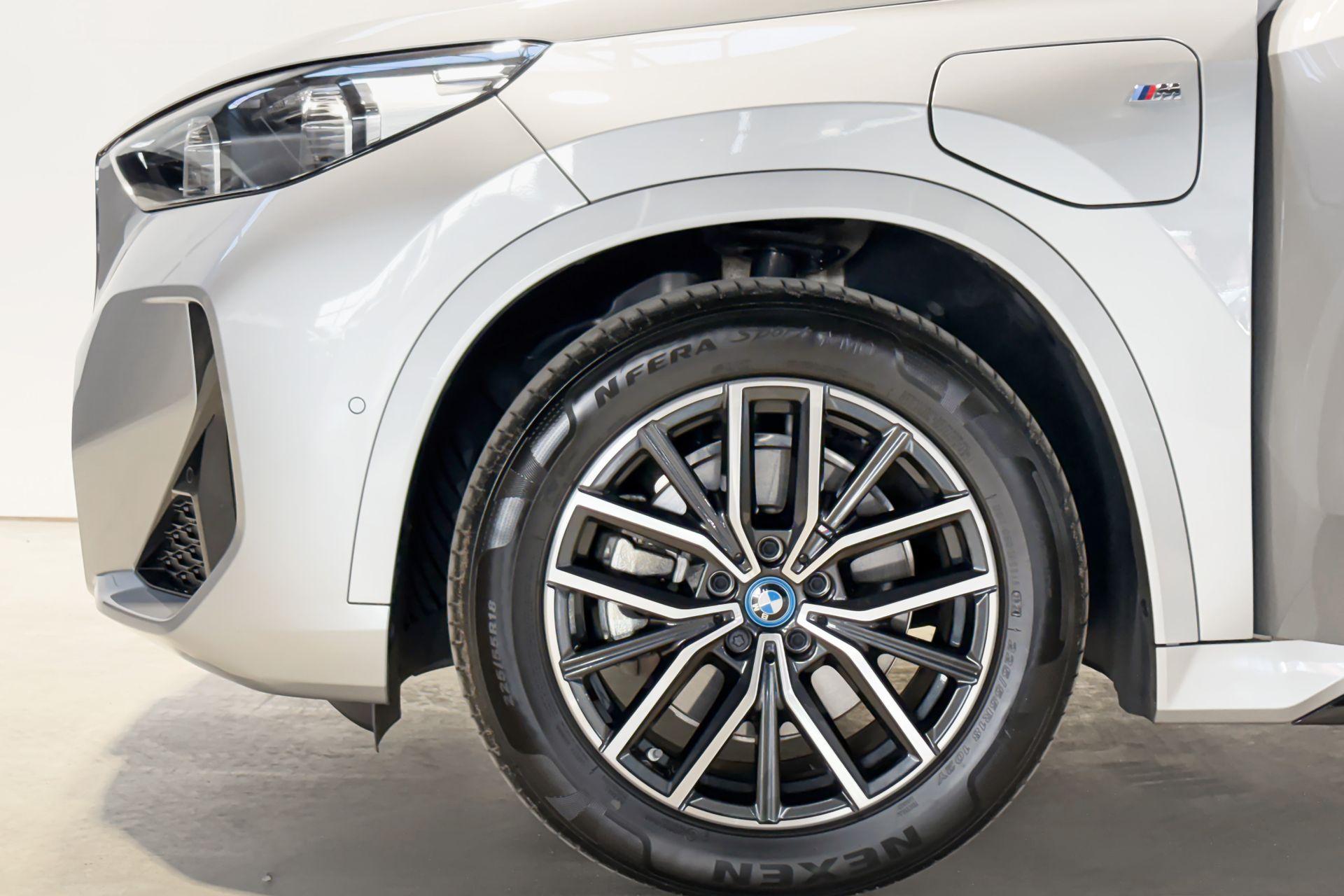 Foto van BMW X1 Xdrive25e