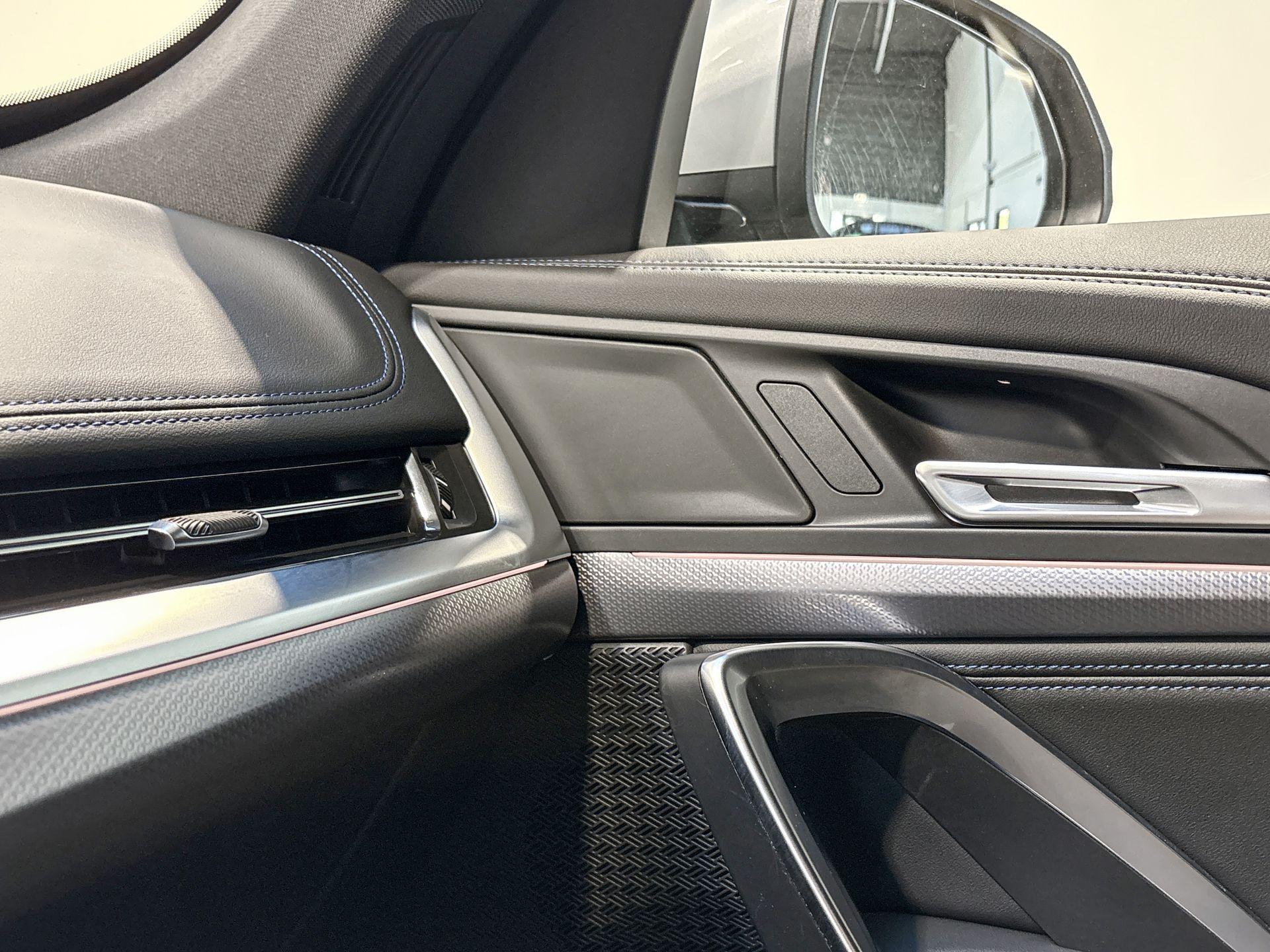 Foto van BMW X1 Xdrive25e