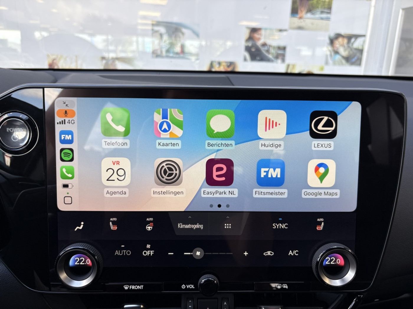 Foto van Lexus Lexus Nx450h+