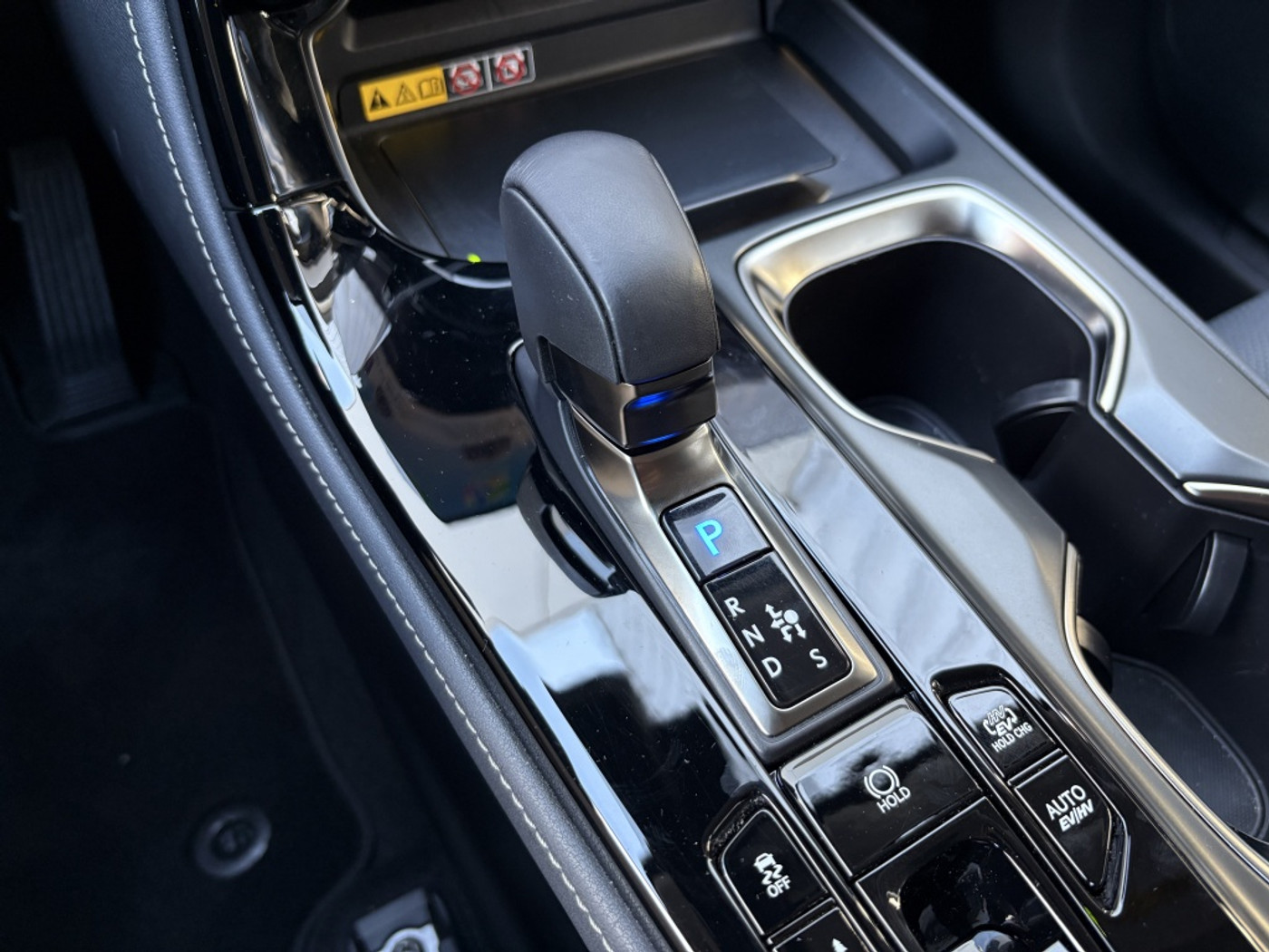 Foto van Lexus Lexus Nx450h+