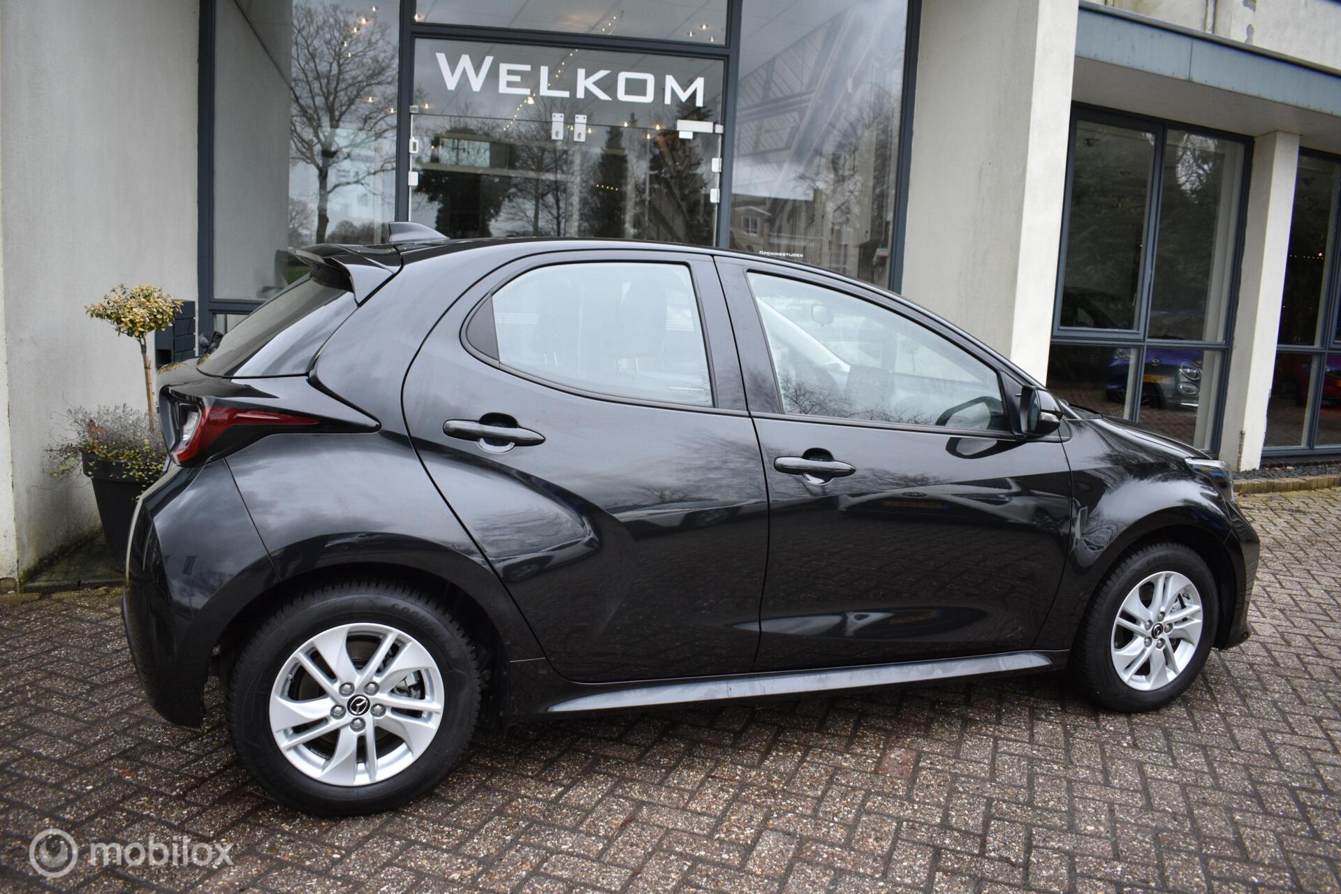 Foto van Mazda Mazda2 Hybrid