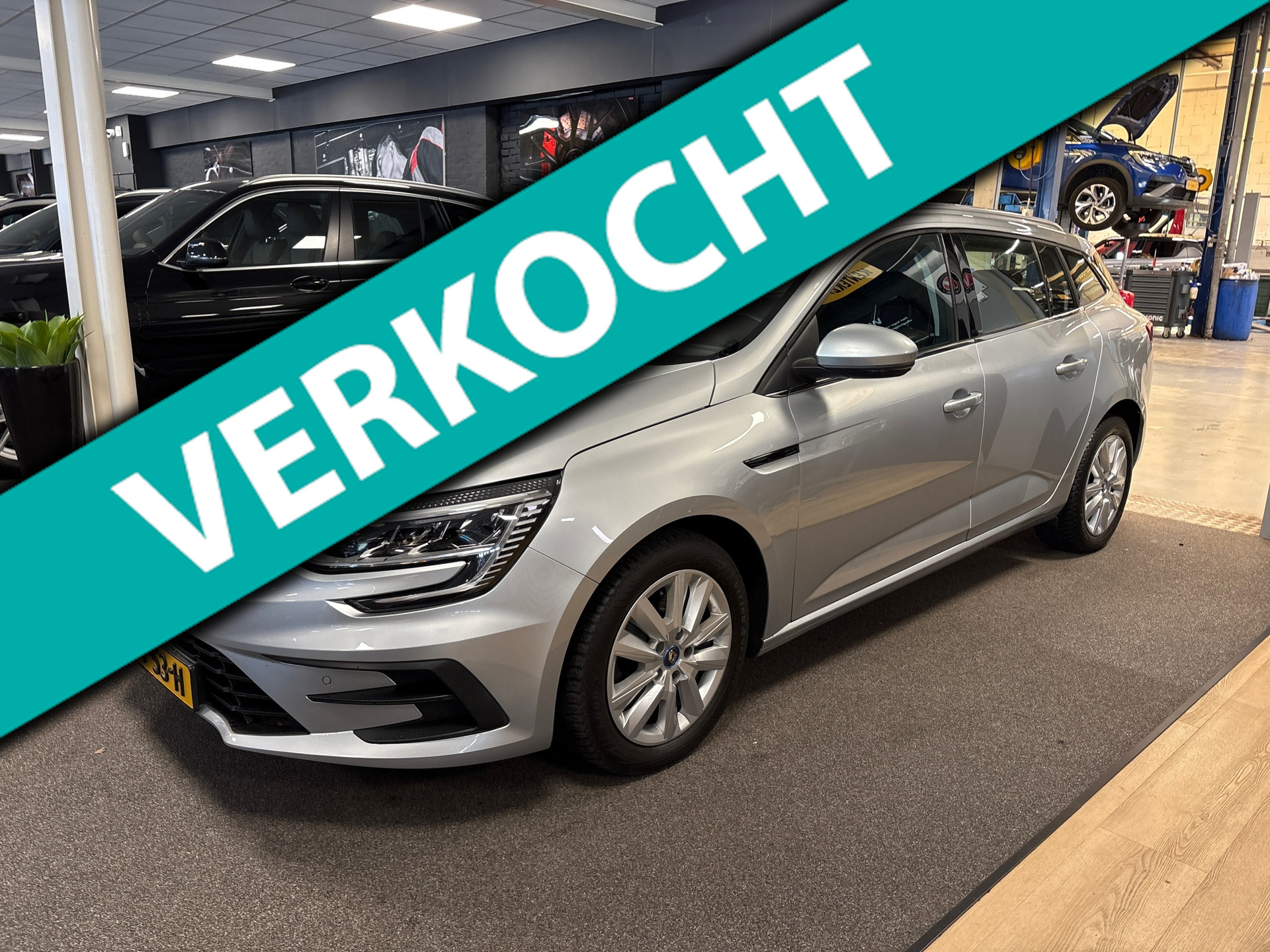 Renault Megane E-tech Plug-in Hybrid 1.6 E-Tech Plug-In Hybrid 160 Business Zen / stoel en stuurverwarming / camera / navigatie 2021 - voorkant