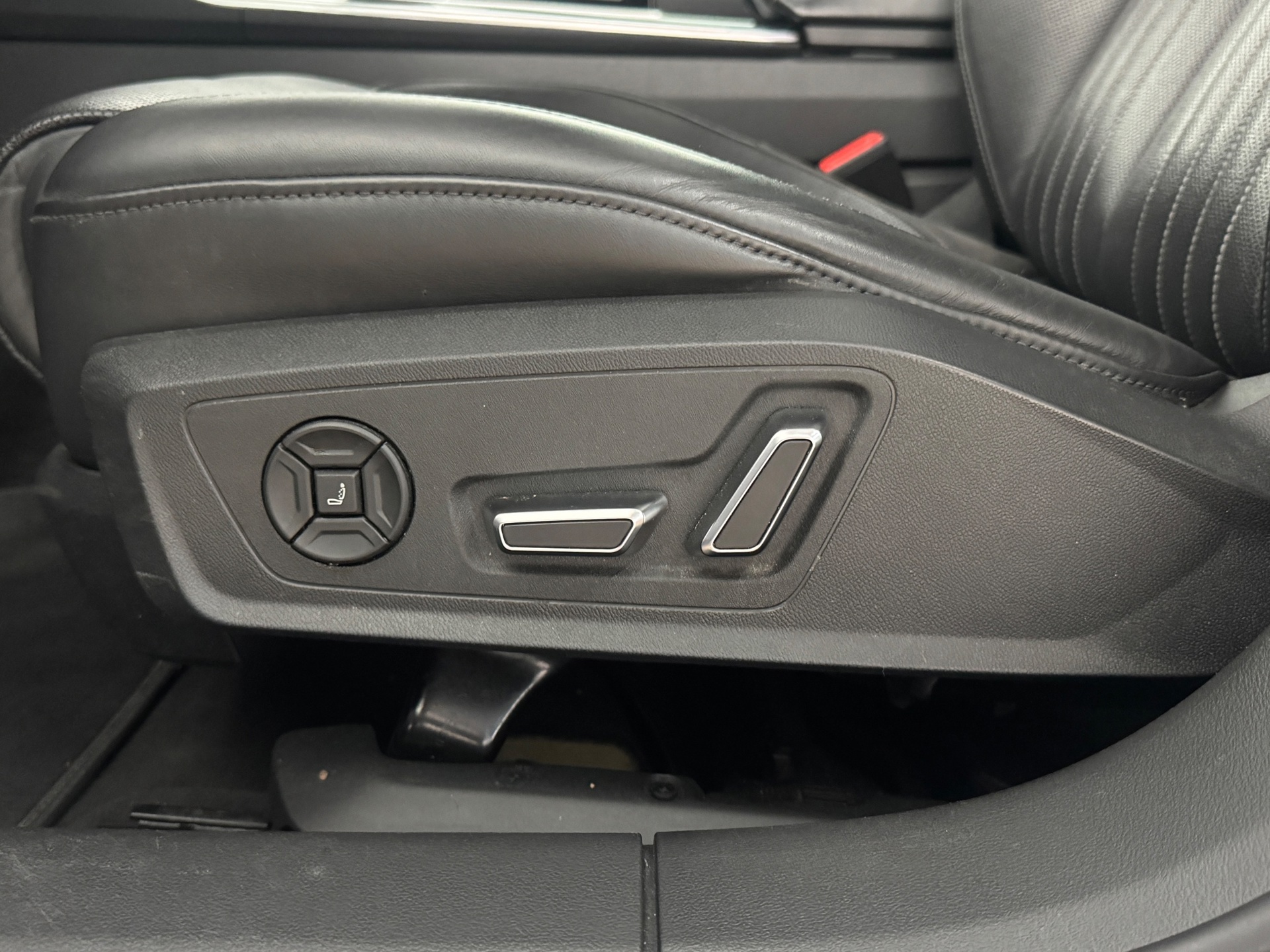 Foto van Audi A6 Avant 55 TFSI E