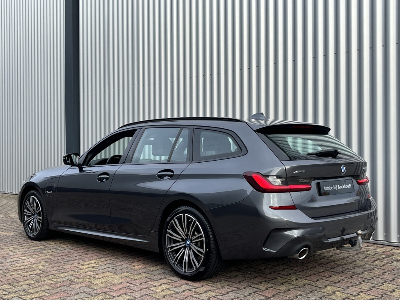Foto van BMW 330e xDrive