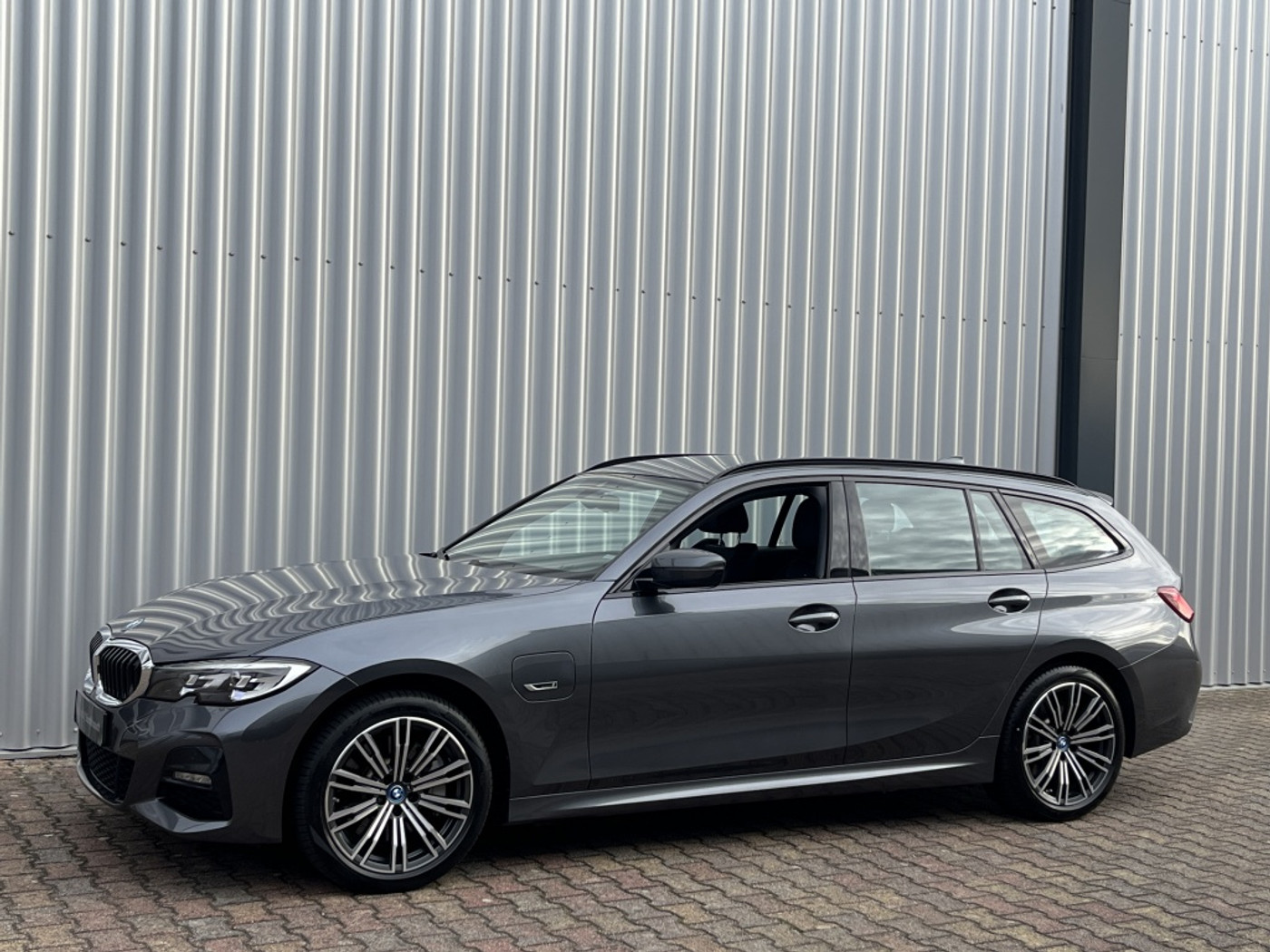 Foto van BMW 330e xDrive