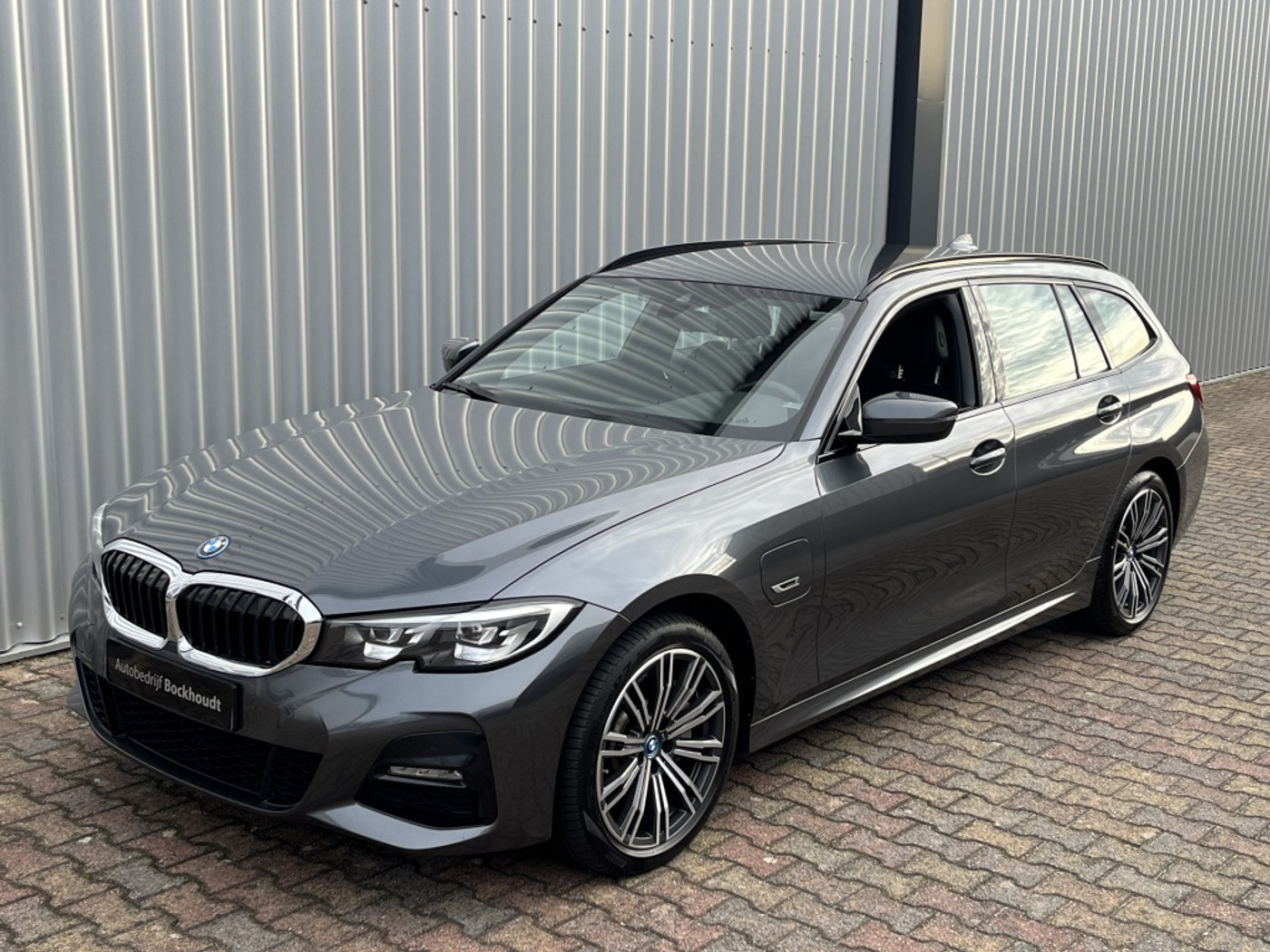 Foto van BMW 330e xDrive