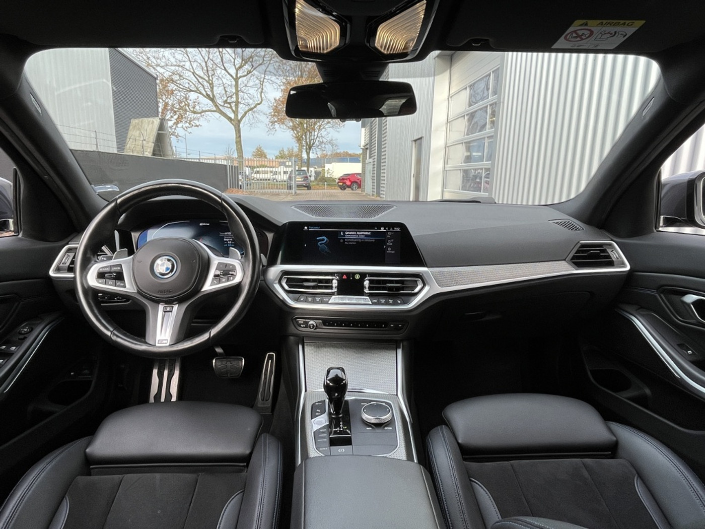 Foto van BMW 330e xDrive