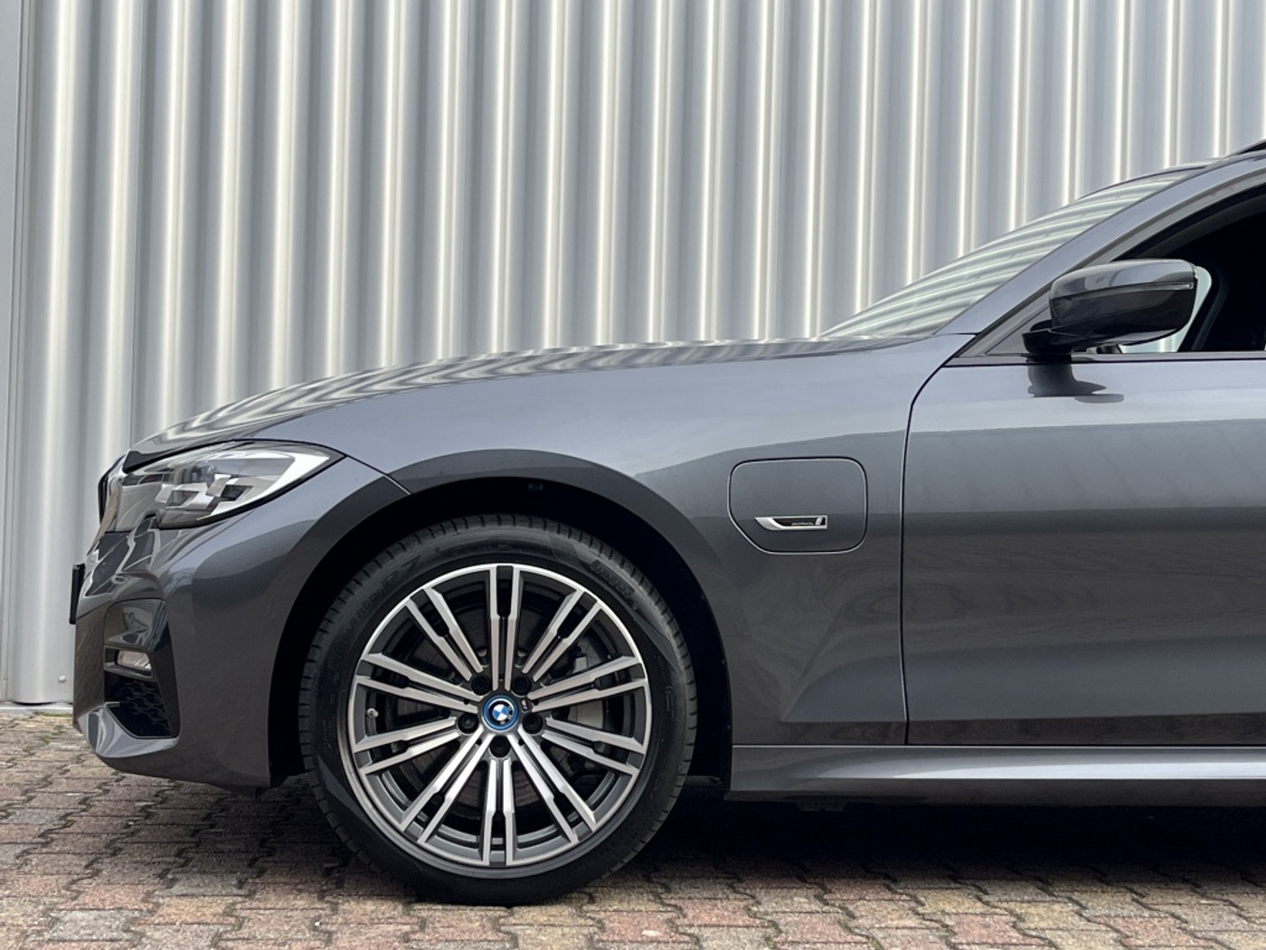 Foto van BMW 330e xDrive