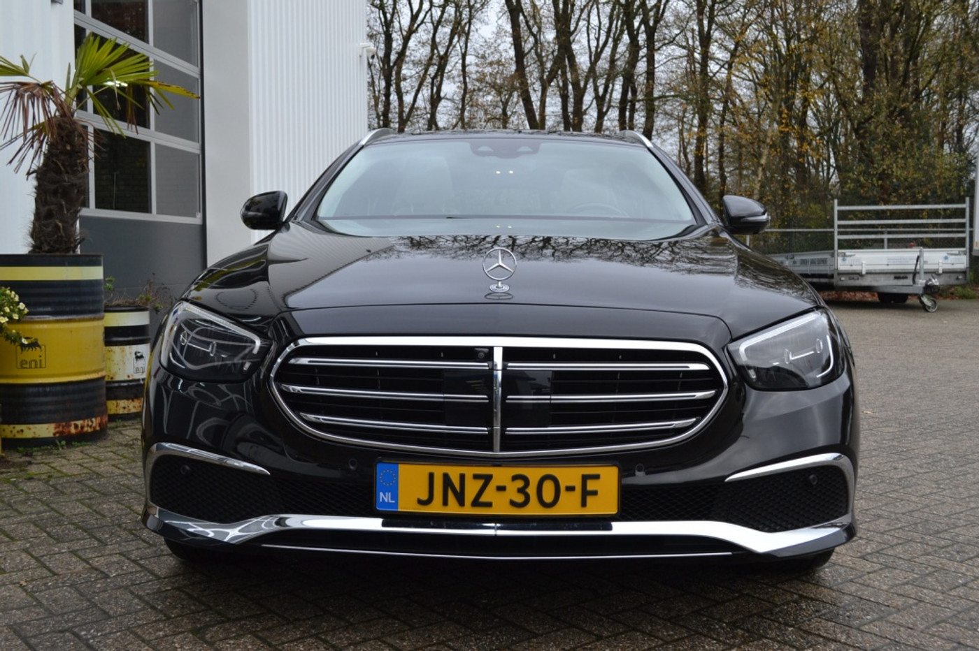 Foto van Mercedes-Benz E 300 E