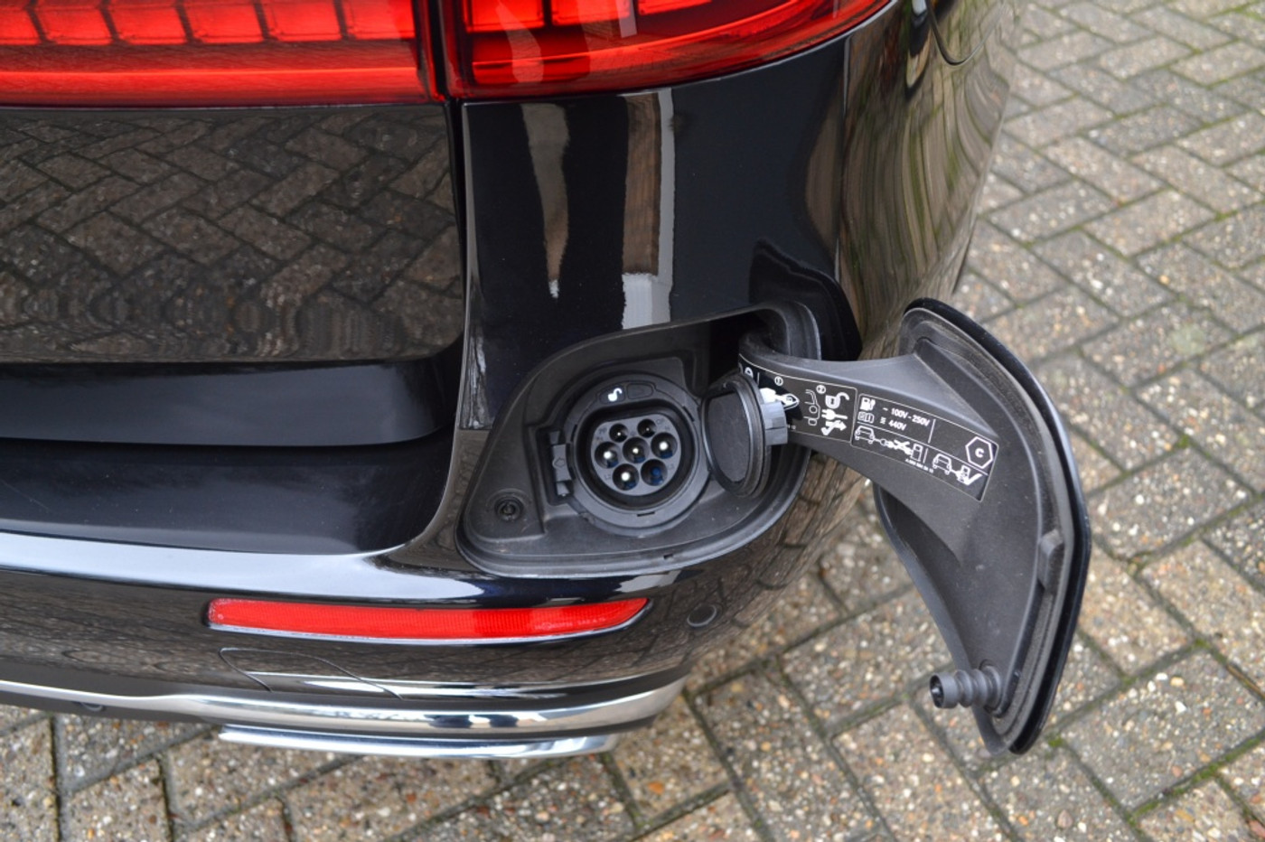 Foto van Mercedes-Benz E 300 E