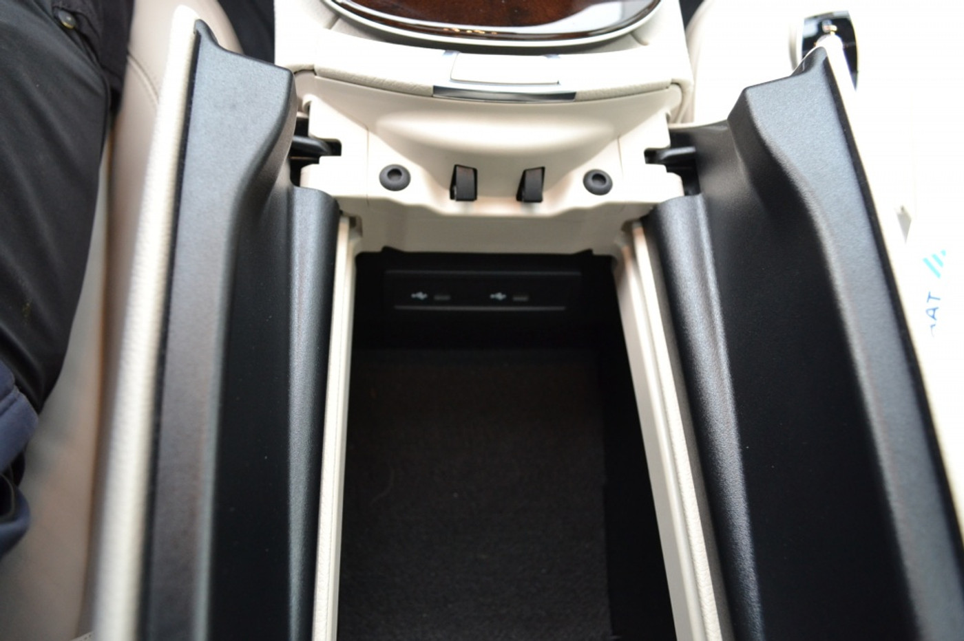 Foto van Mercedes-Benz E 300 E