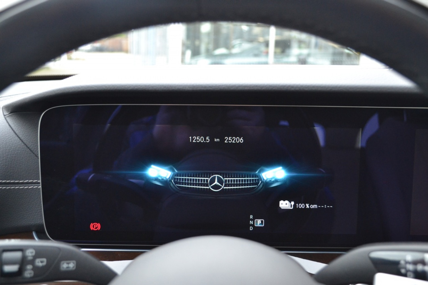 Foto van Mercedes-Benz E 300 E