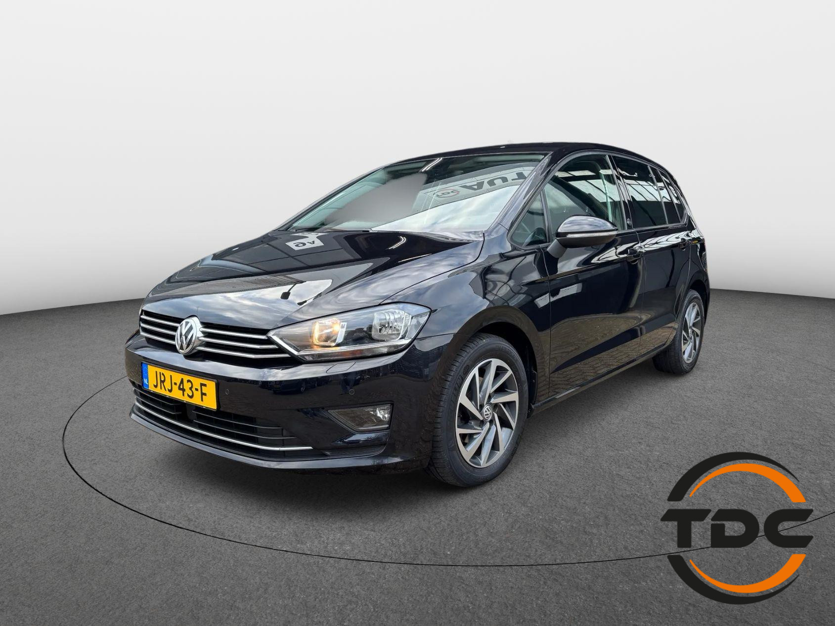 Volkswagen Golf Sportsvan 1.2 TSI HIGHLINE NAVI LMV PDC ADDCRUISE CLIMA HAAK 2017 - voorkant
