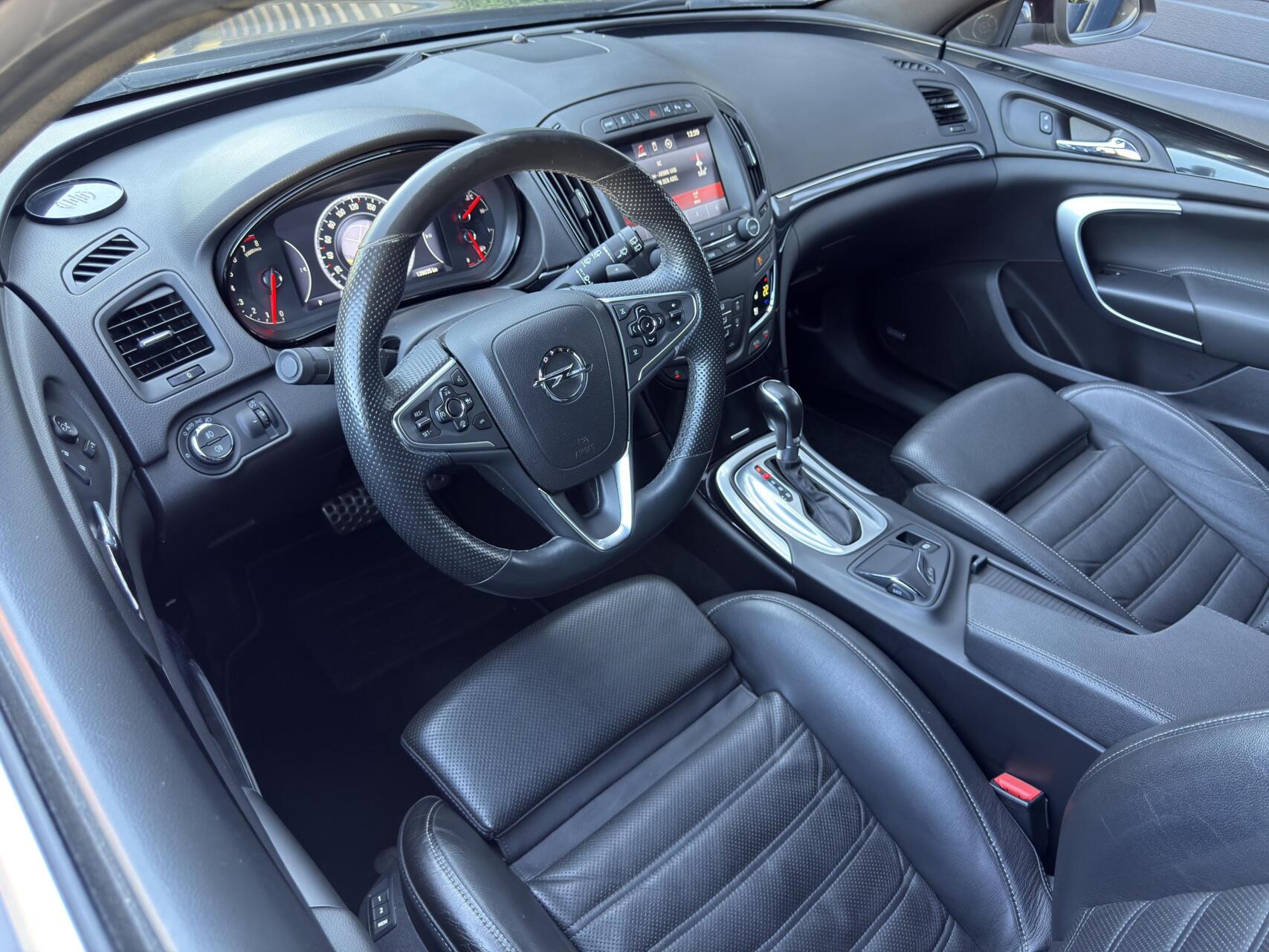 Foto van Opel Insignia Sports Tourer SW
