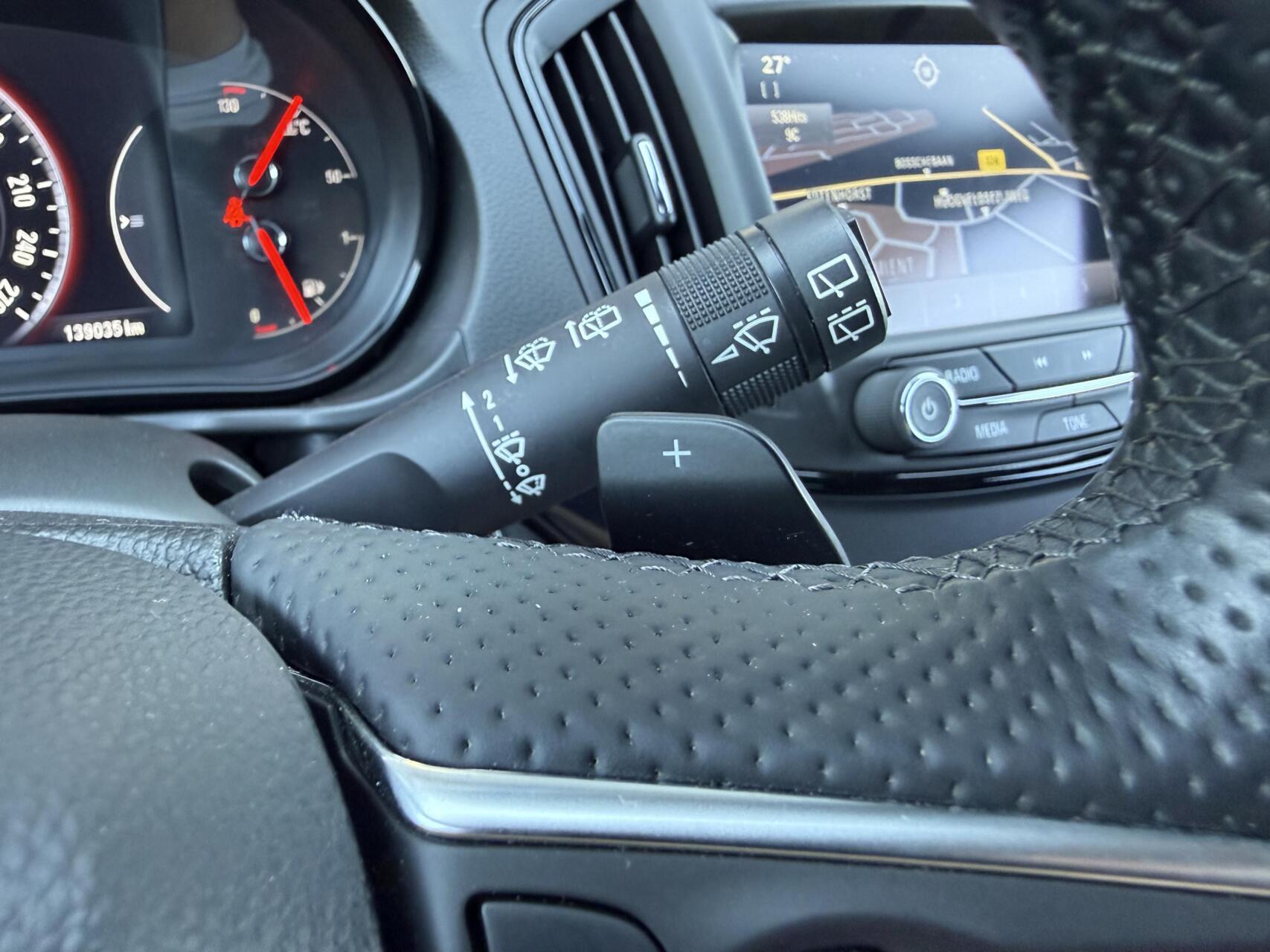 Foto van Opel Insignia Sports Tourer SW