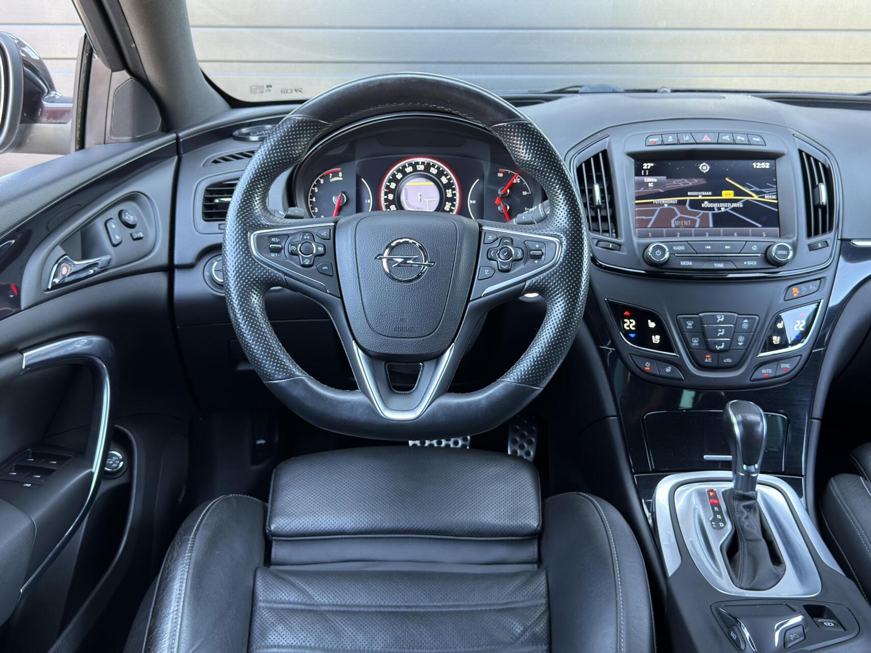 Foto van Opel Insignia Sports Tourer SW