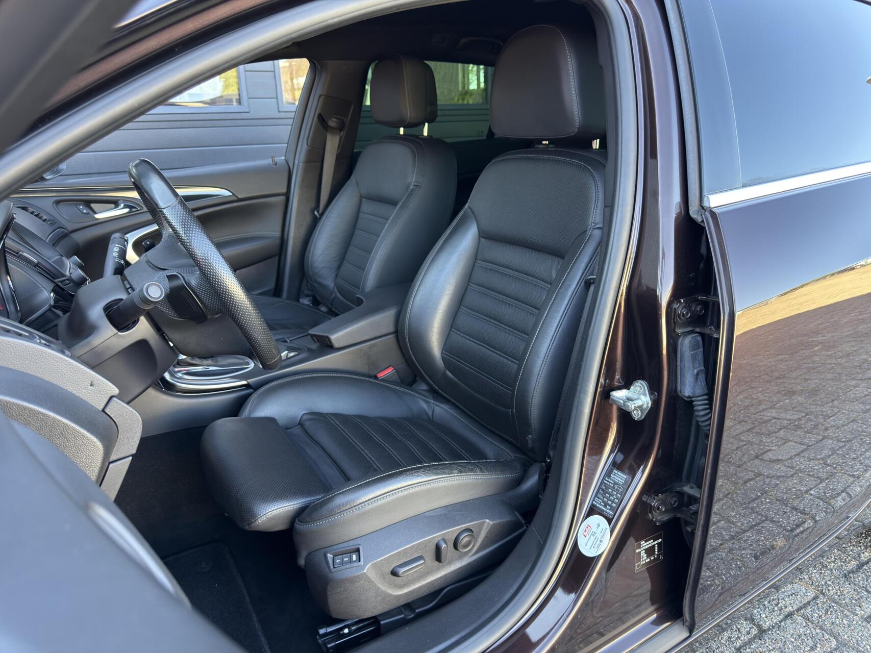Foto van Opel Insignia Sports Tourer SW
