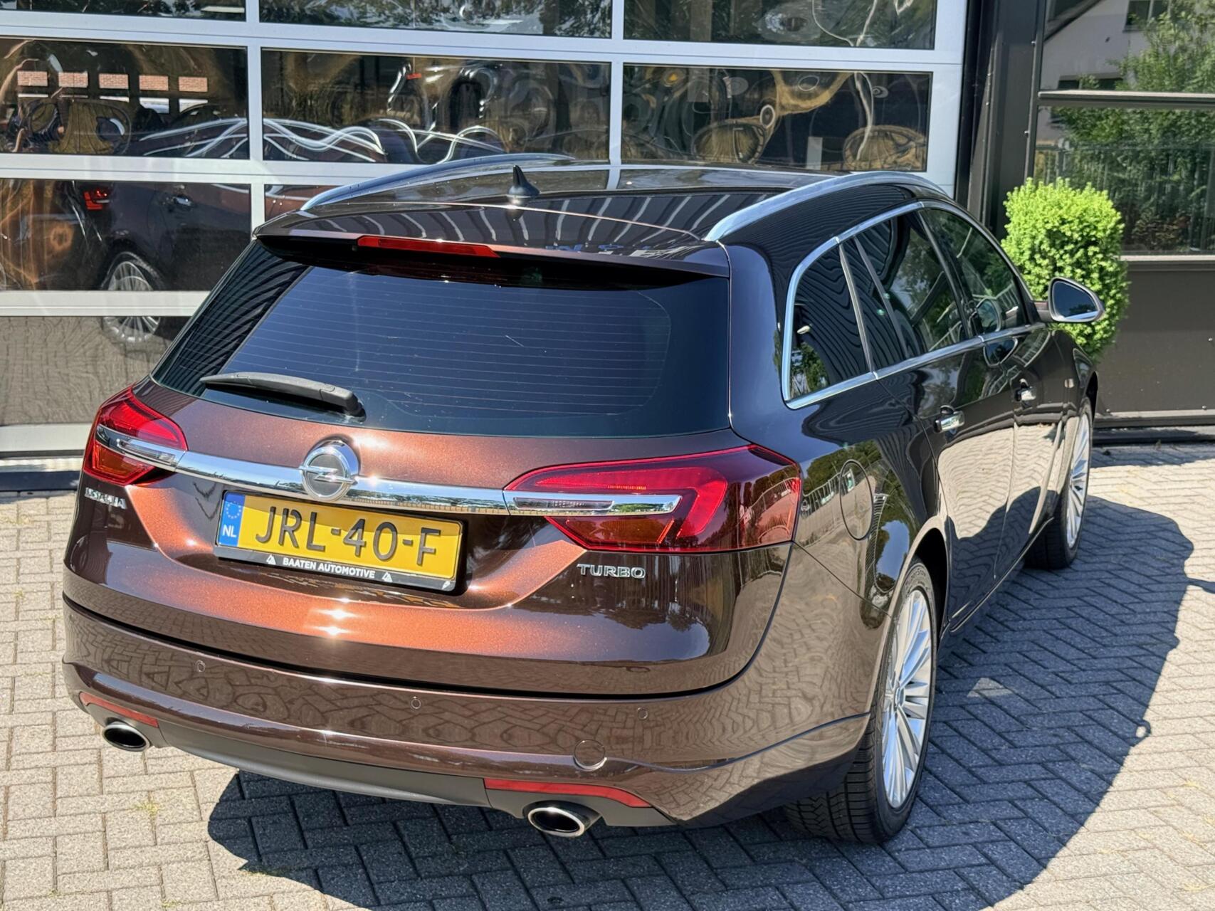Foto van Opel Insignia Sports Tourer SW