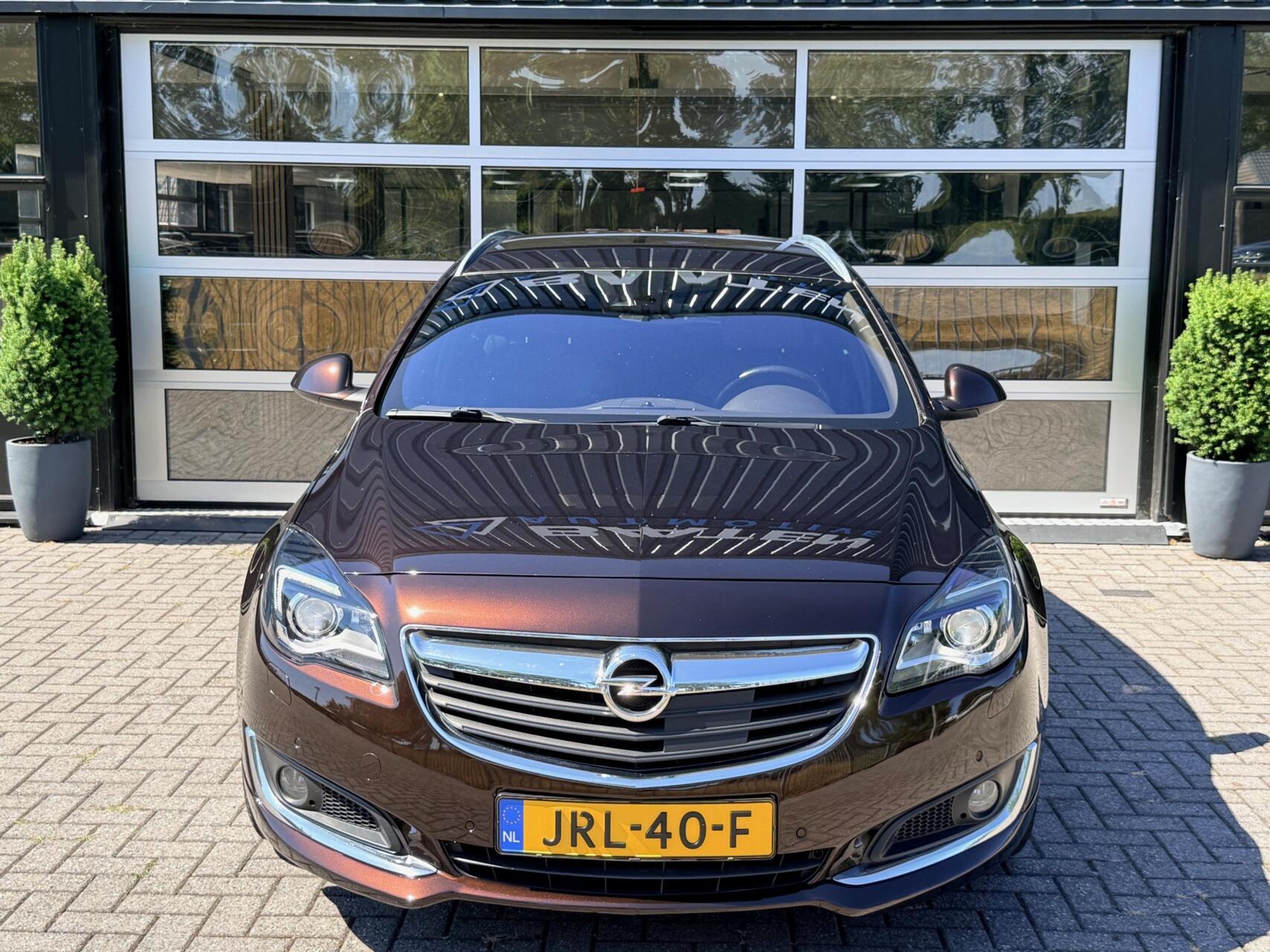 Foto van Opel Insignia Sports Tourer SW