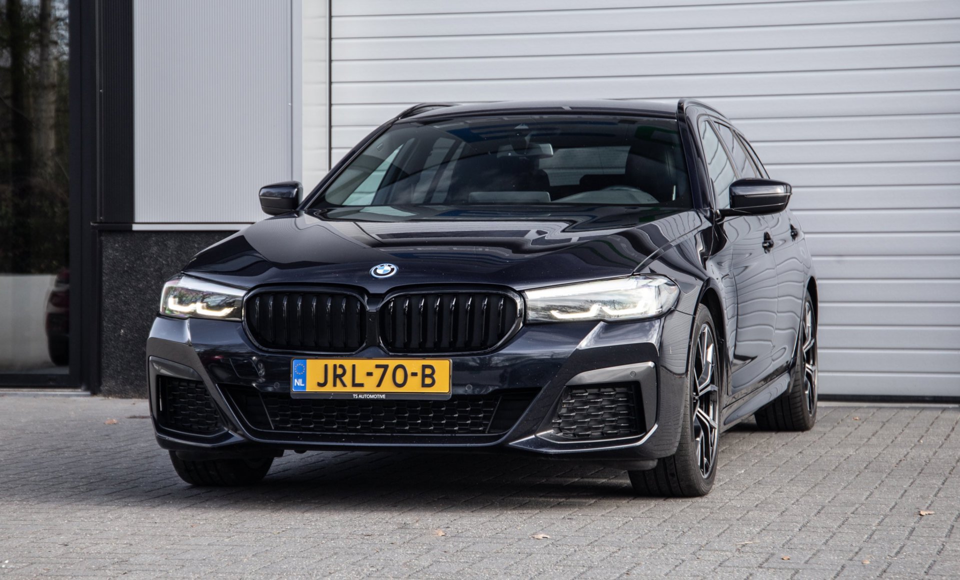 Foto van BMW 530e