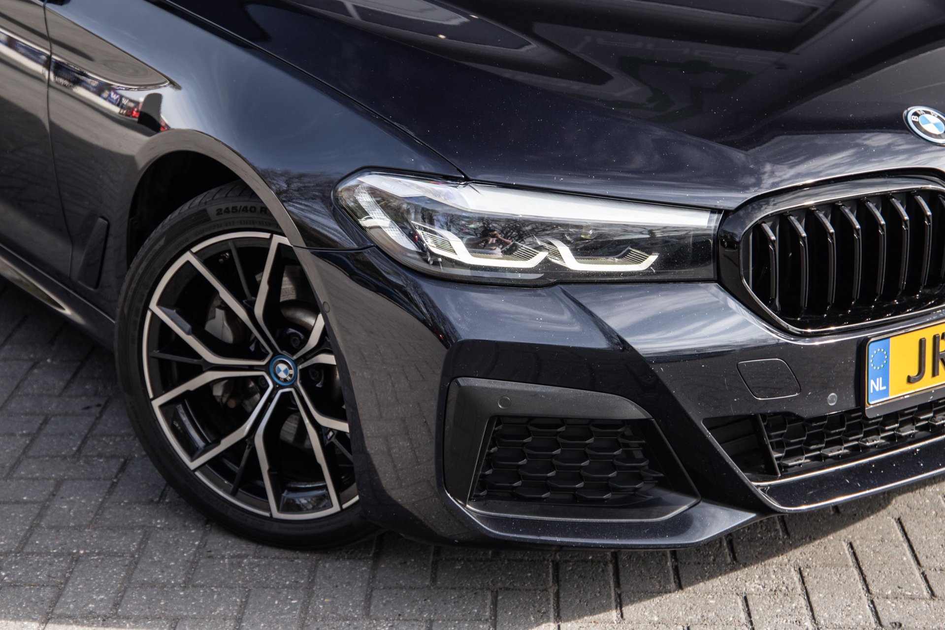 Foto van BMW 530e