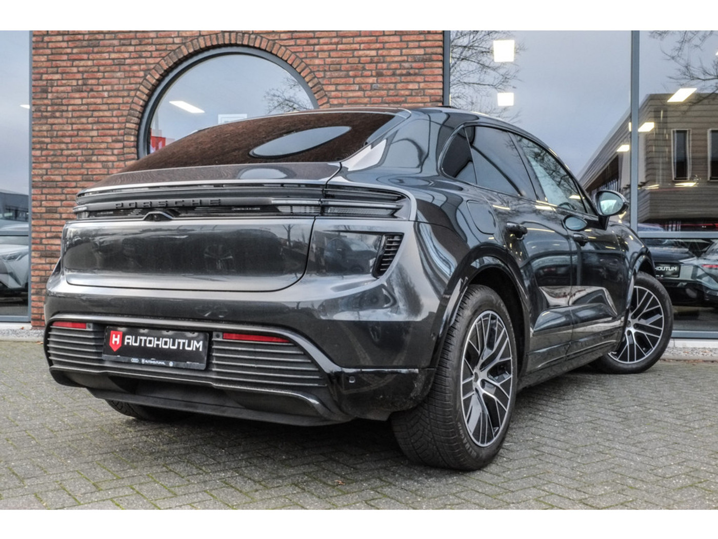 Foto van Porsche Macan Turbo