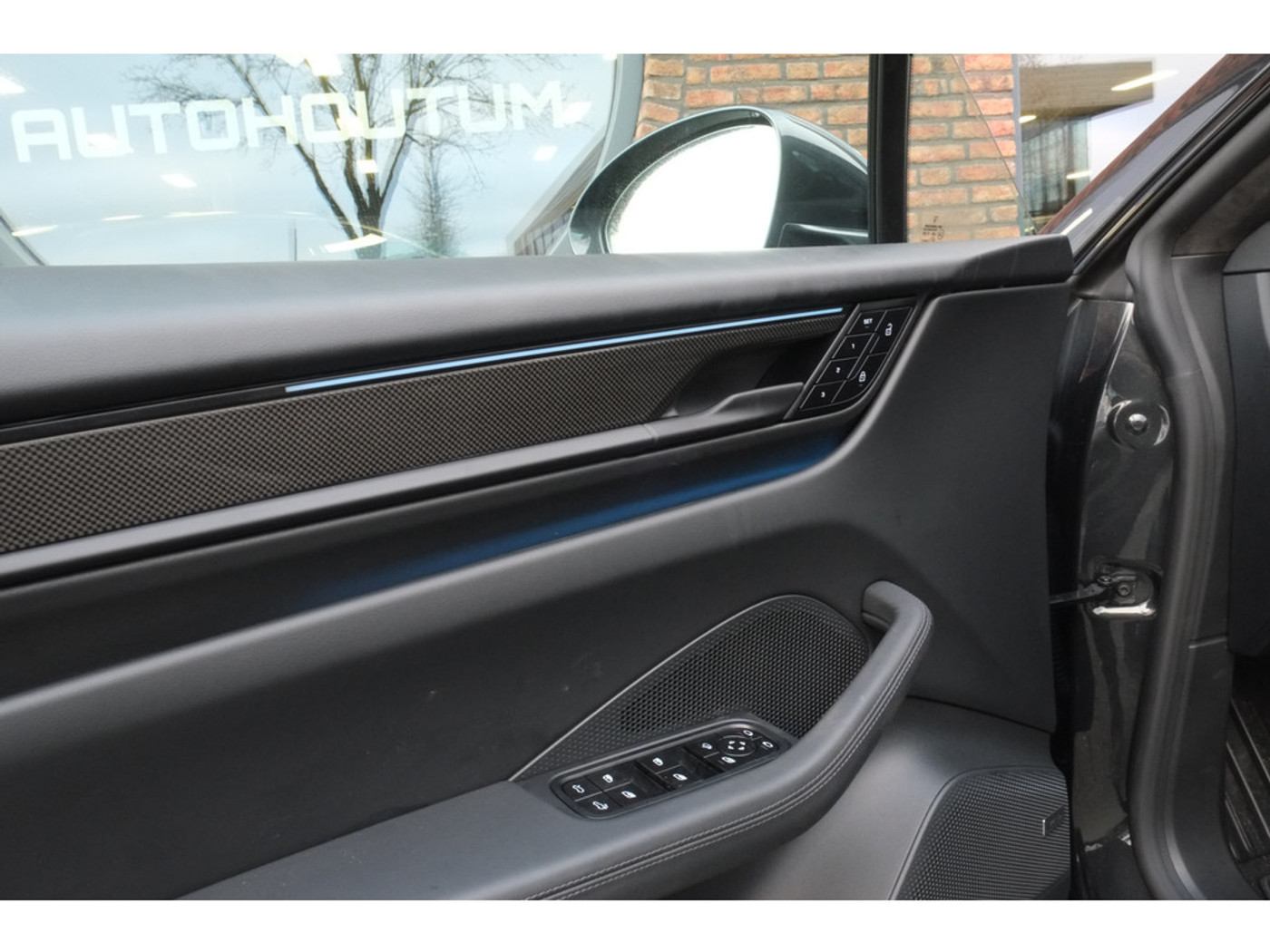 Foto van Porsche Macan Turbo