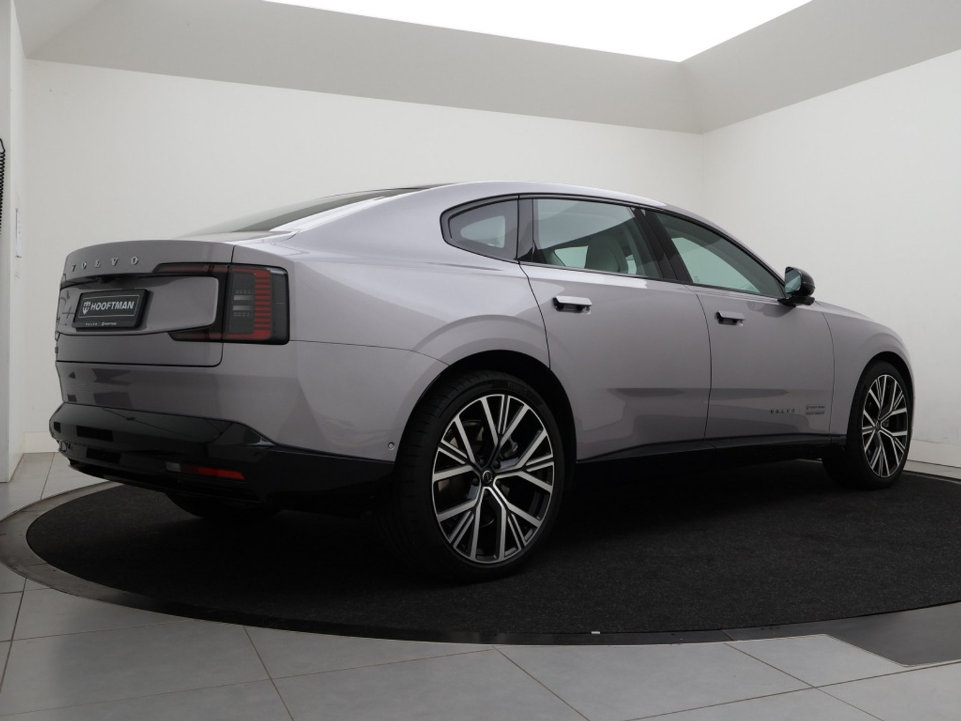 Foto van Volvo Es90