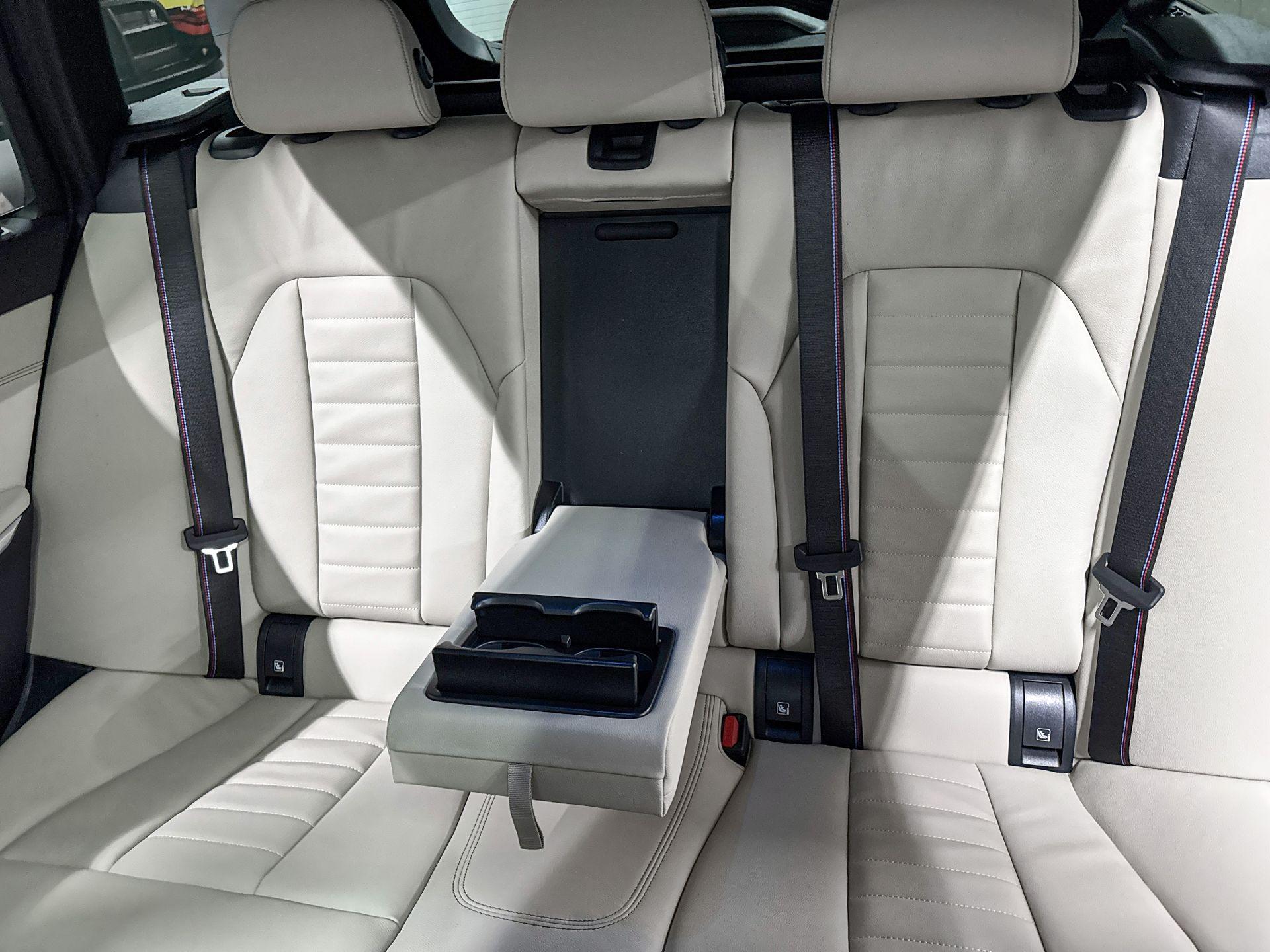 Foto van BMW 330e