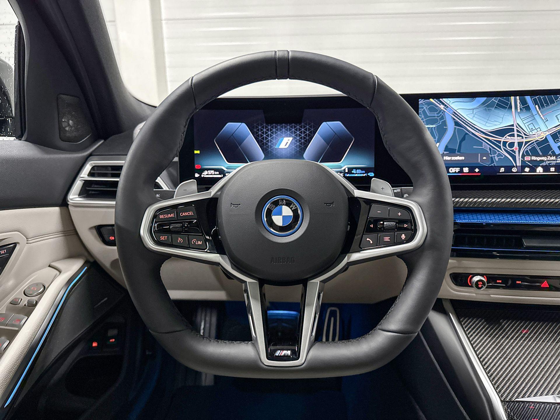 Foto van BMW 330e