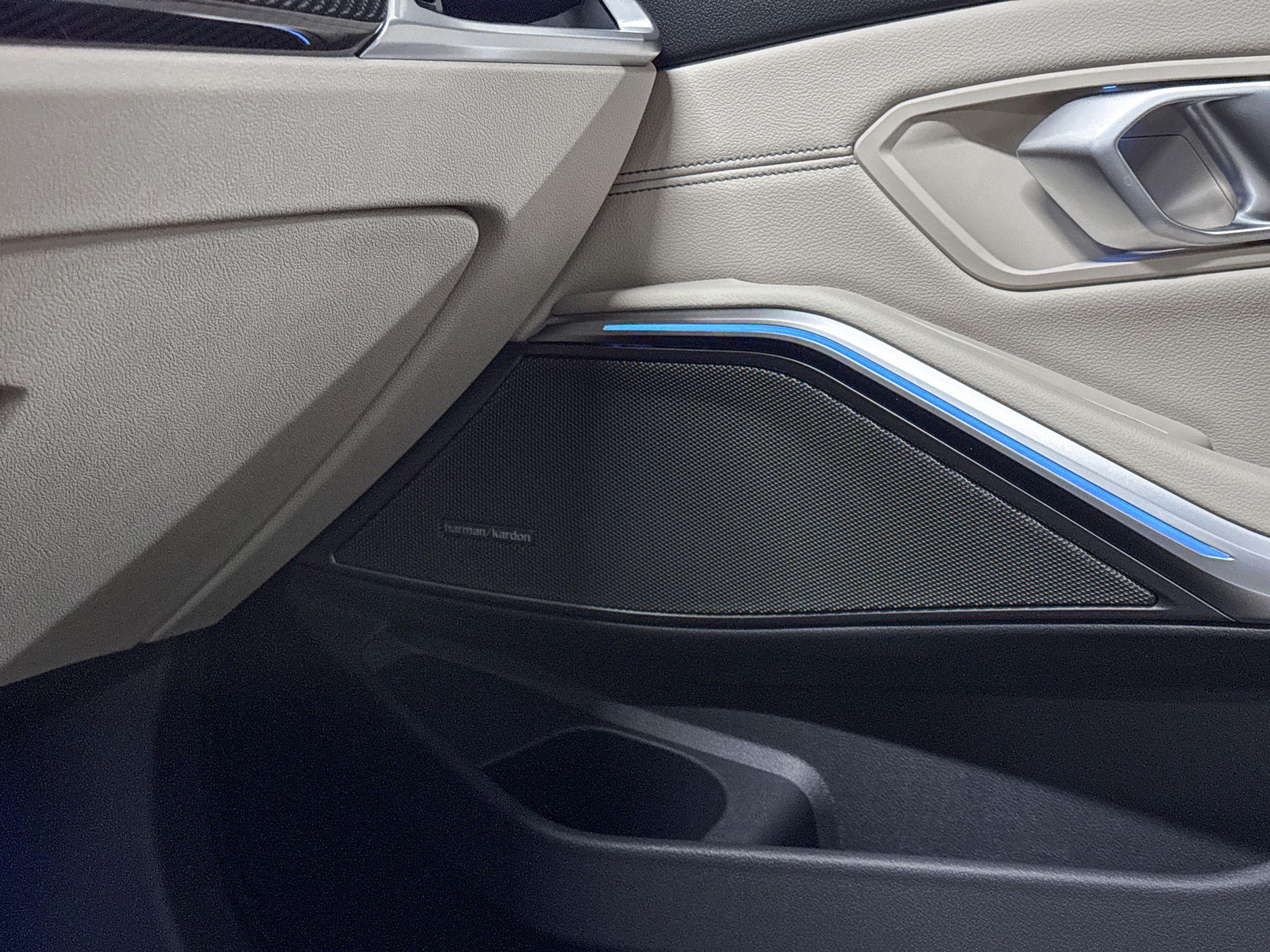 Foto van BMW 330e