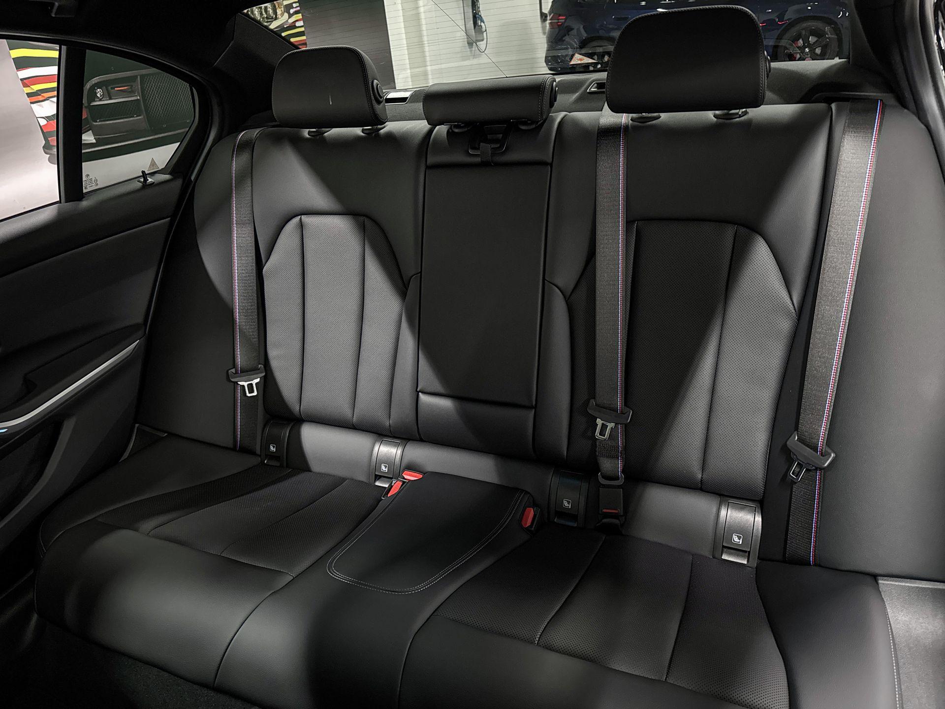 Foto van BMW 330e