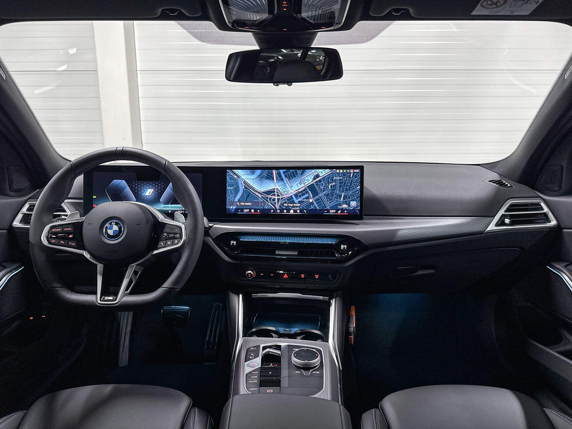Foto van BMW 330e