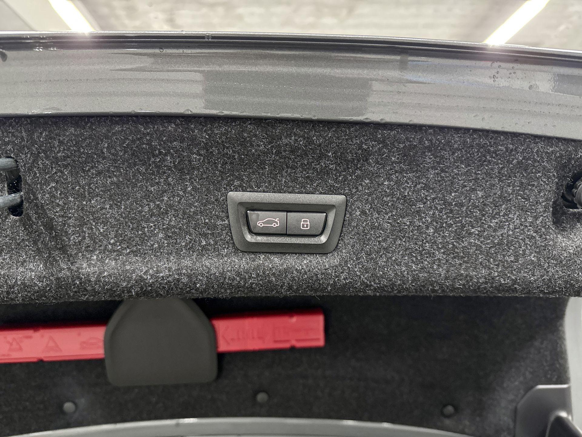 Foto van BMW 330e