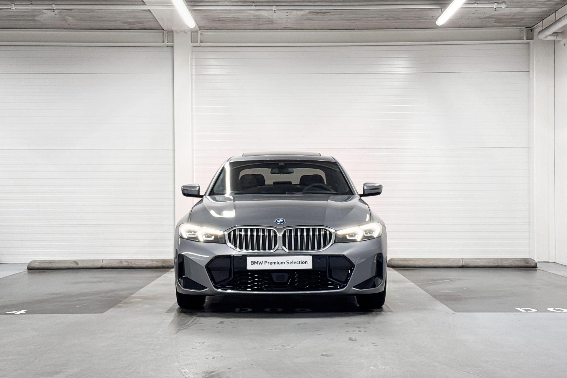 Foto van BMW 330e