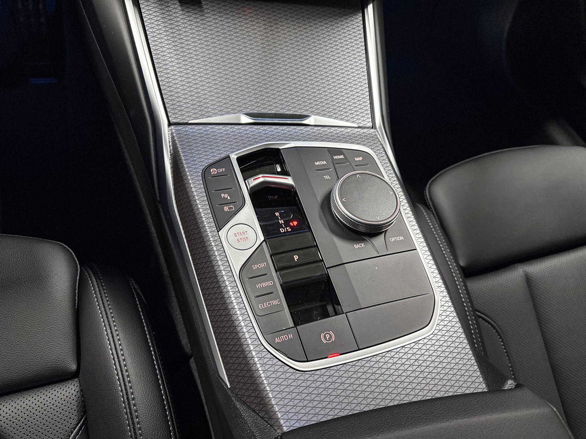 Foto van BMW 330e