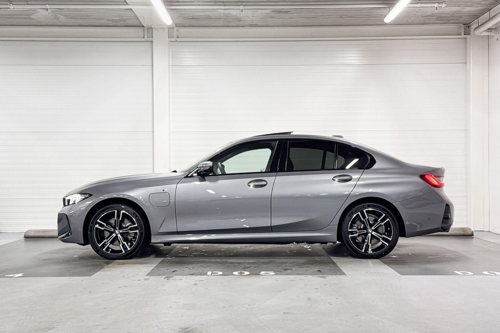 Foto van BMW 330e