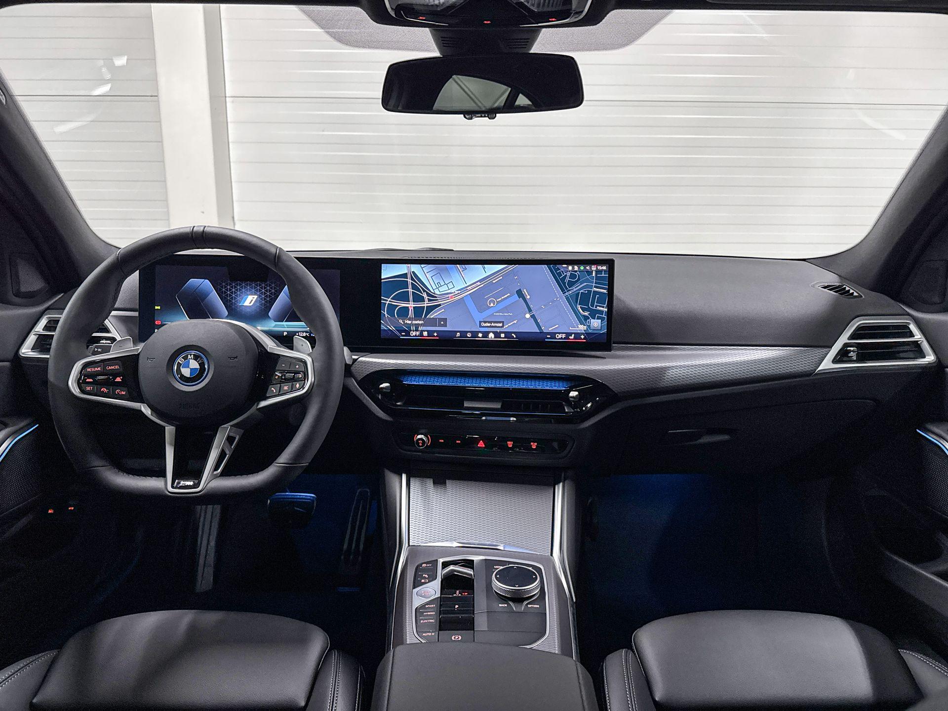 Foto van BMW 330e